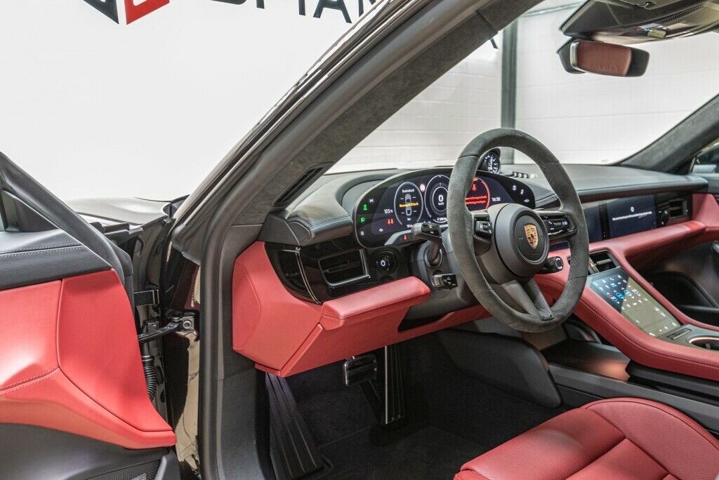 2020 Porsche Taycan 4S, 2/20