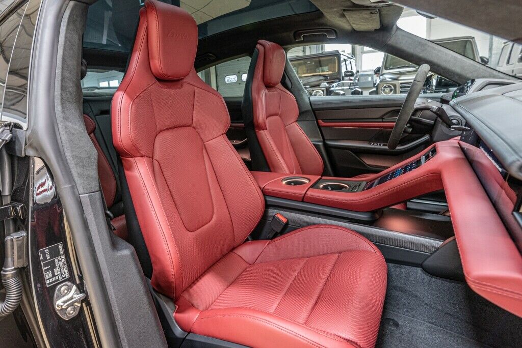 2020 Porsche Taycan 4S, 4/20
