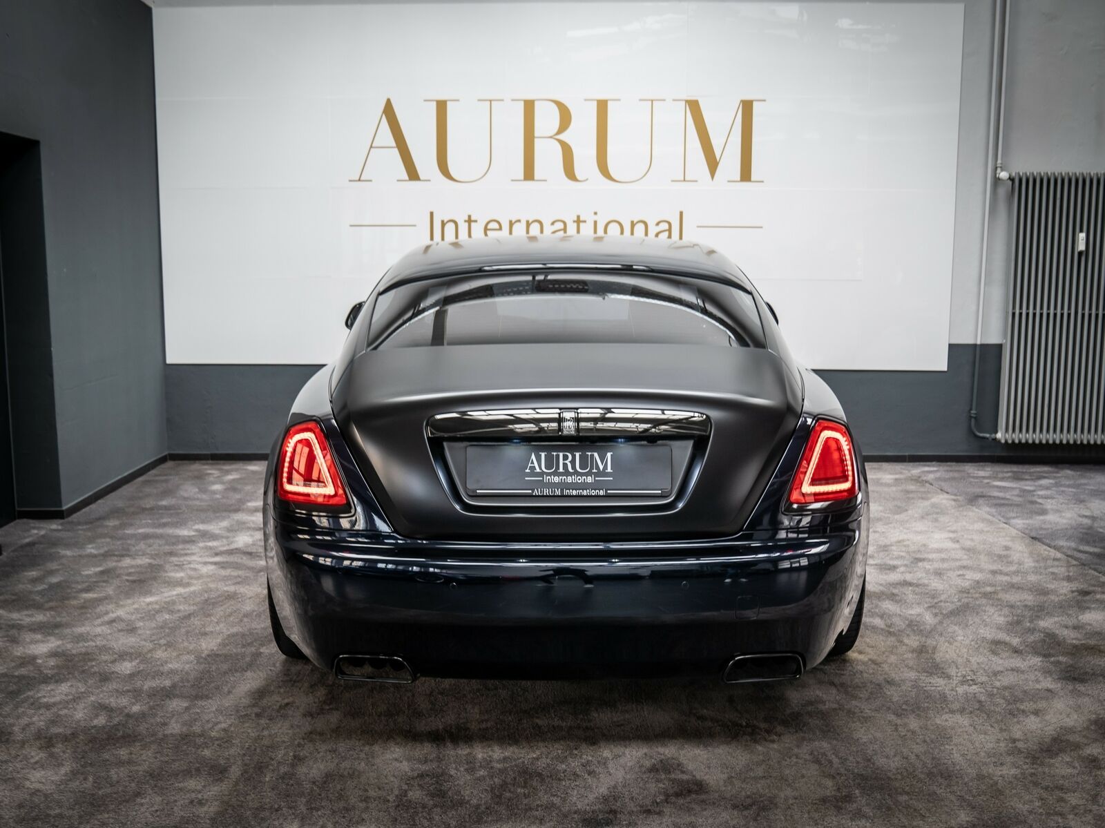 2019 Rolls-Royce Wraith BLACK BADGE, 2/19