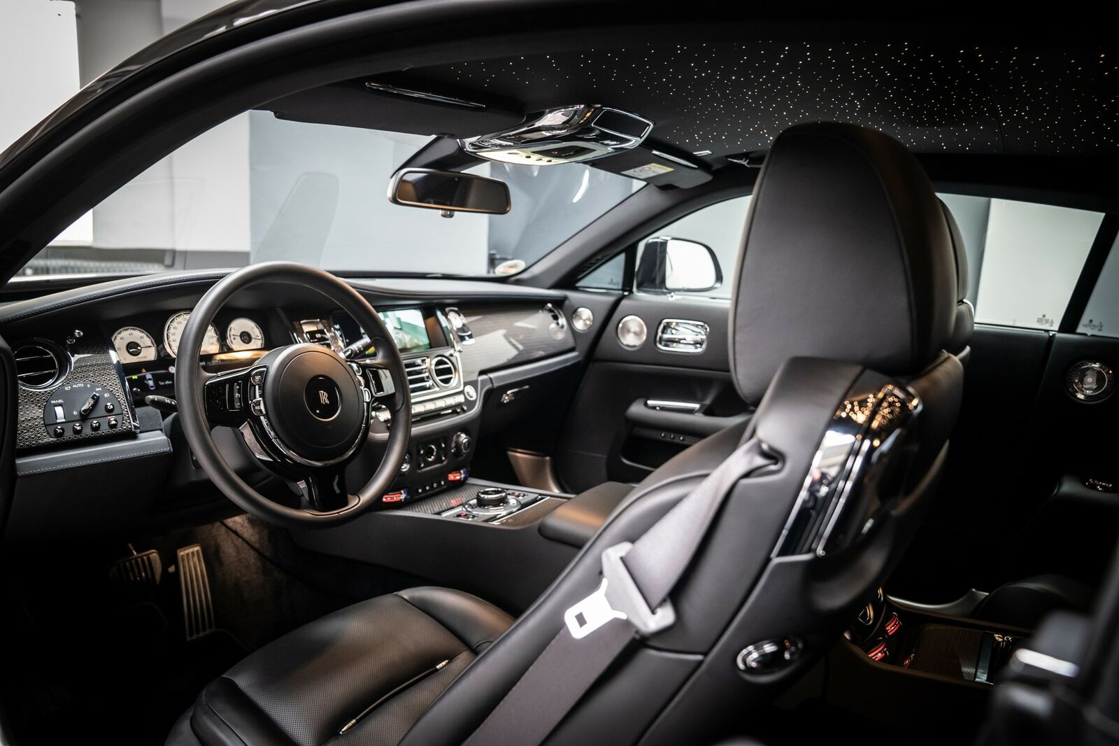 2019 Rolls-Royce Wraith BLACK BADGE, 4/19