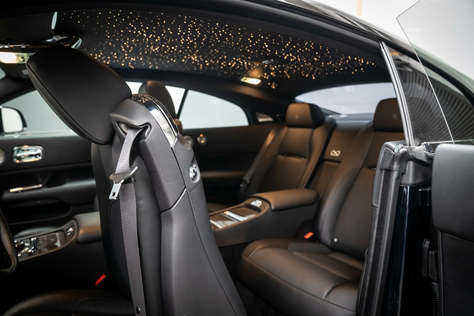 2019 Rolls-Royce Wraith BLACK BADGE, 10/19