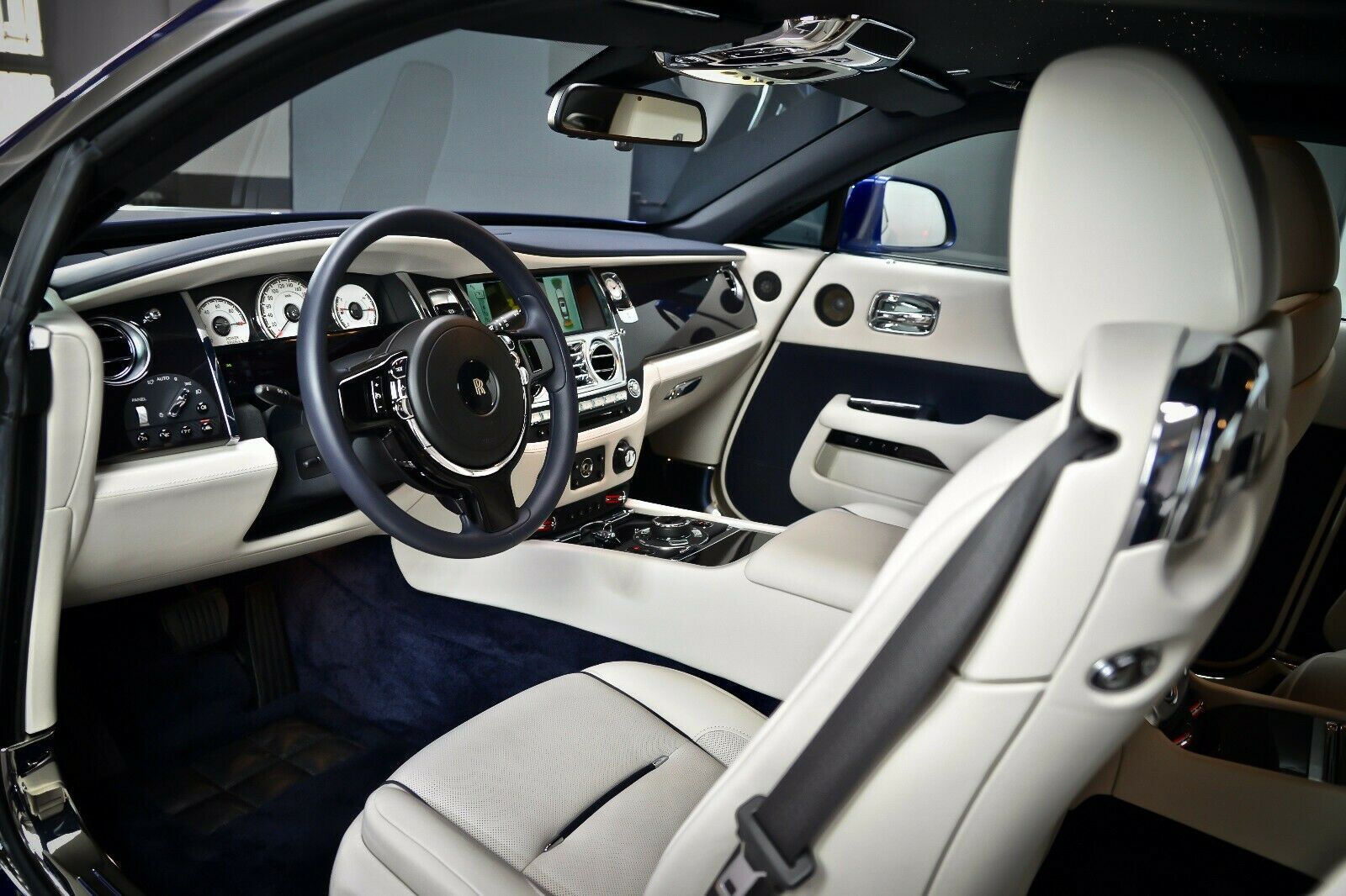 2017 Rolls-Royce Wraith, 3/18