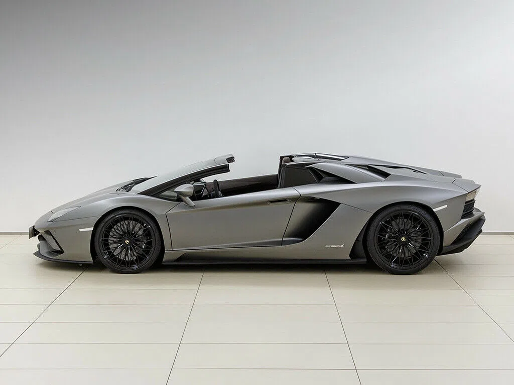 2018 Lamborghini Aventador S LP740-4 Roadster for sale, exterior, Grigio Titans Grau Matt Sonderlackierung