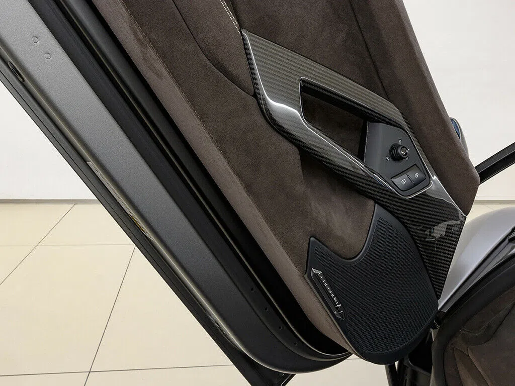 2018 Lamborghini Aventador S LP740-4 Roadster interior, door panel, Alcantara Dunkelbraun