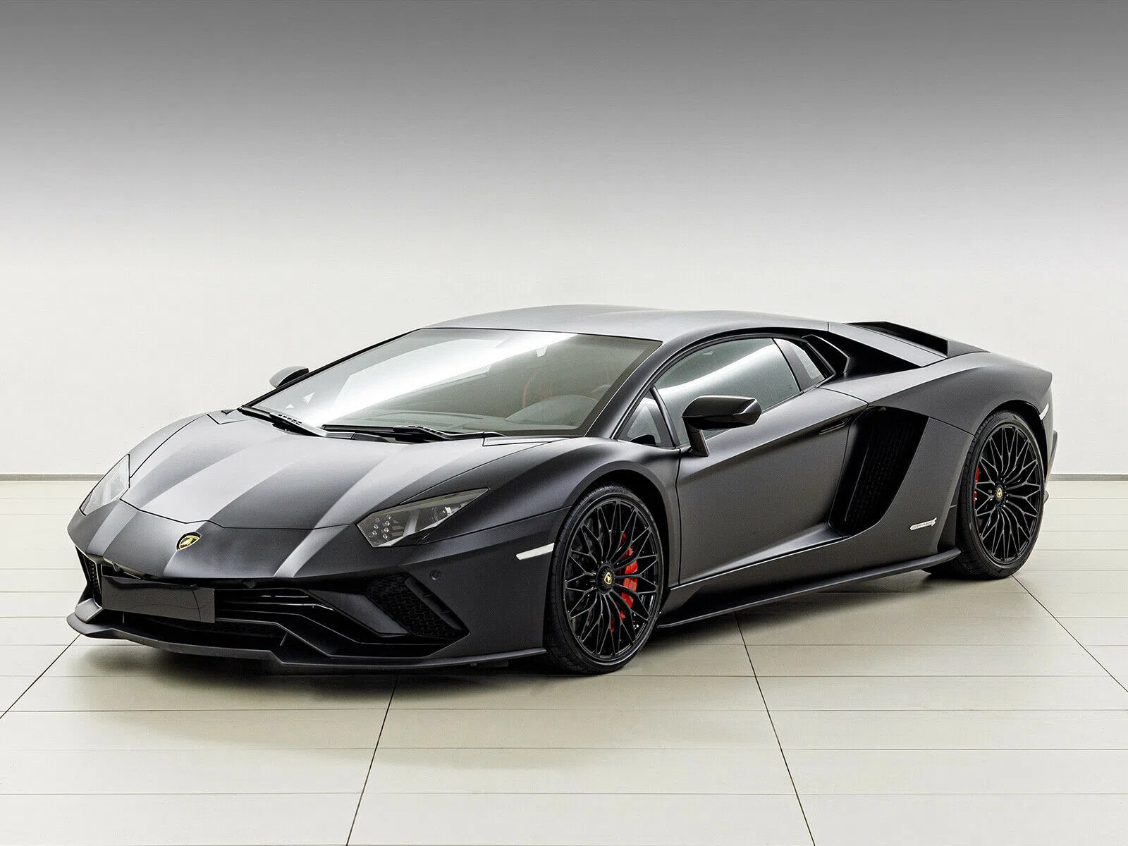 2018 Lamborghini Aventador S LP740-4 Coupe for sale, front three-quarter view, Nero Nemesis