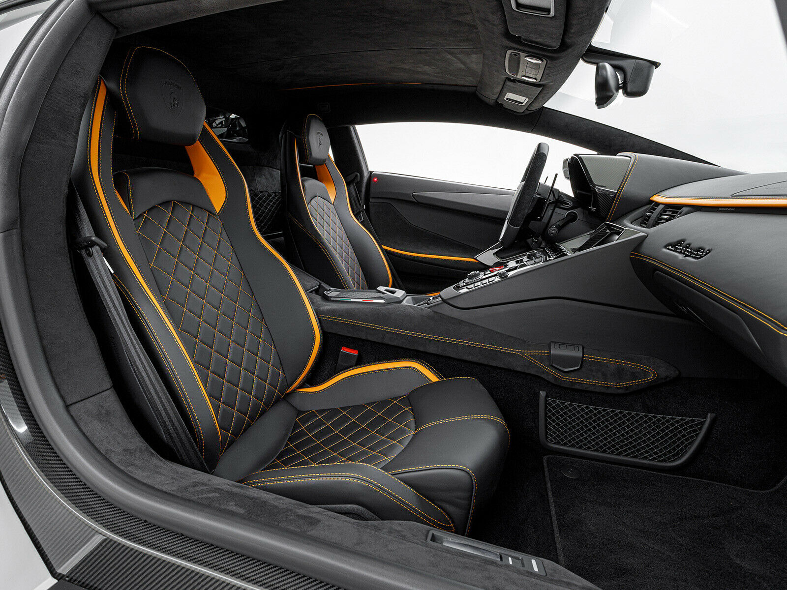 2018 Lamborghini Aventador S Coupe LP740-4, 8/17
