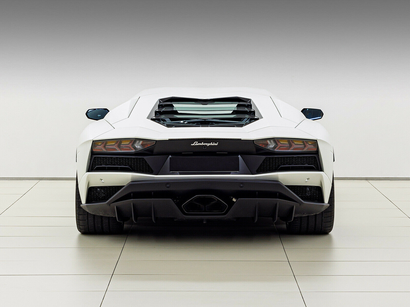 2018 Lamborghini Aventador S Coupe LP740-4, 10/17