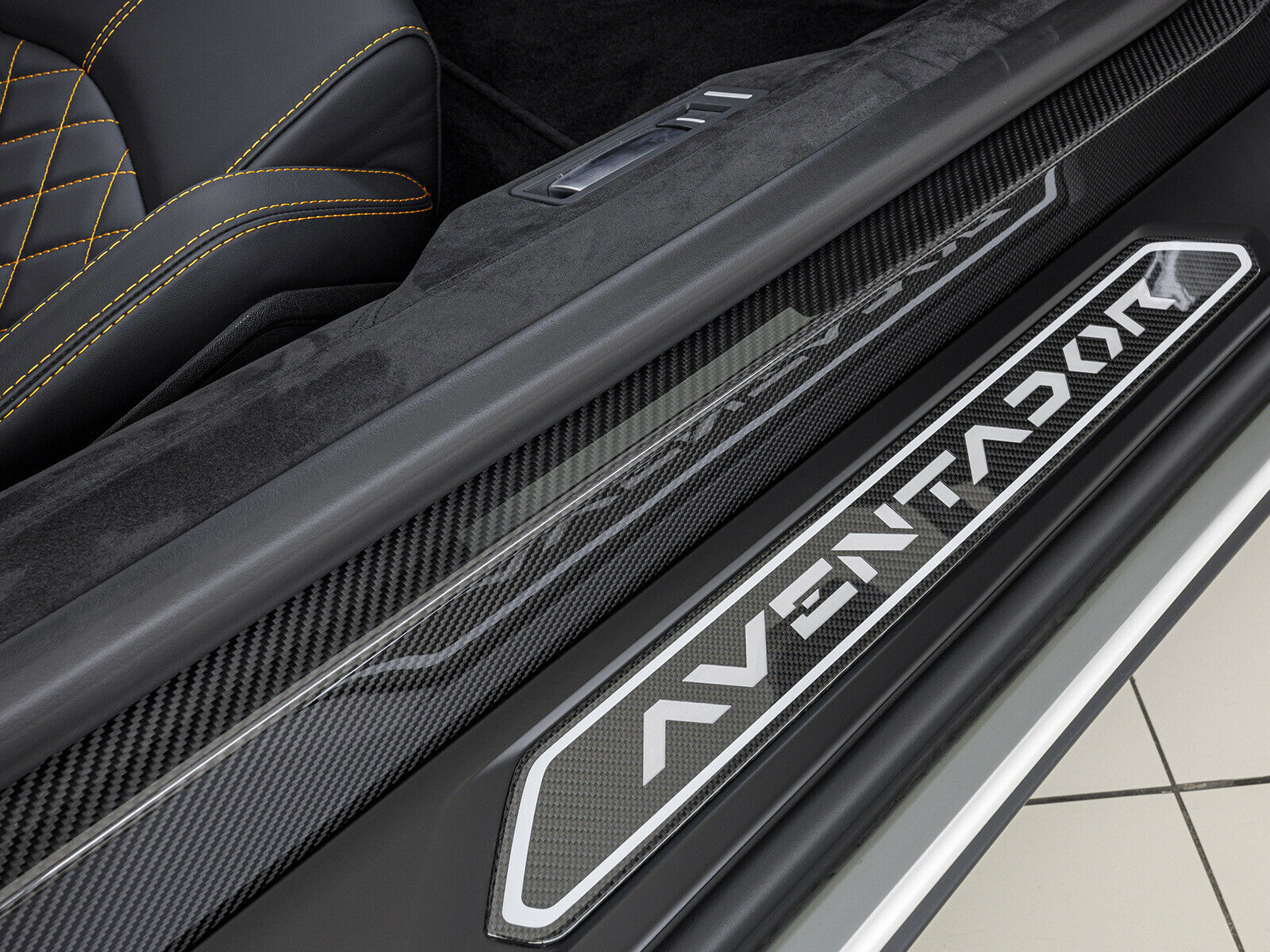 2018 Lamborghini Aventador S Coupe LP740-4, 16/17