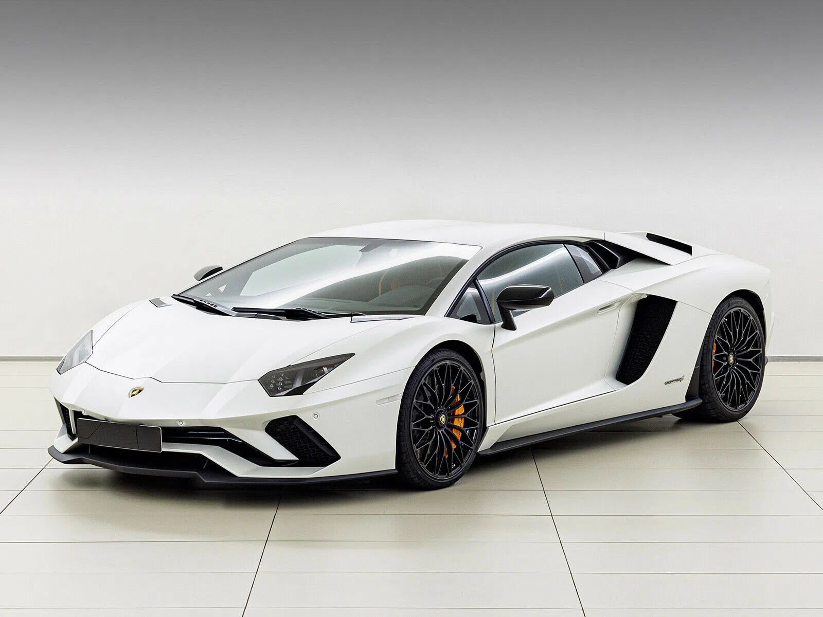 2018 Lamborghini Aventador S Coupe LP740-4 for sale, front three-quarter view, Bianco Canopus