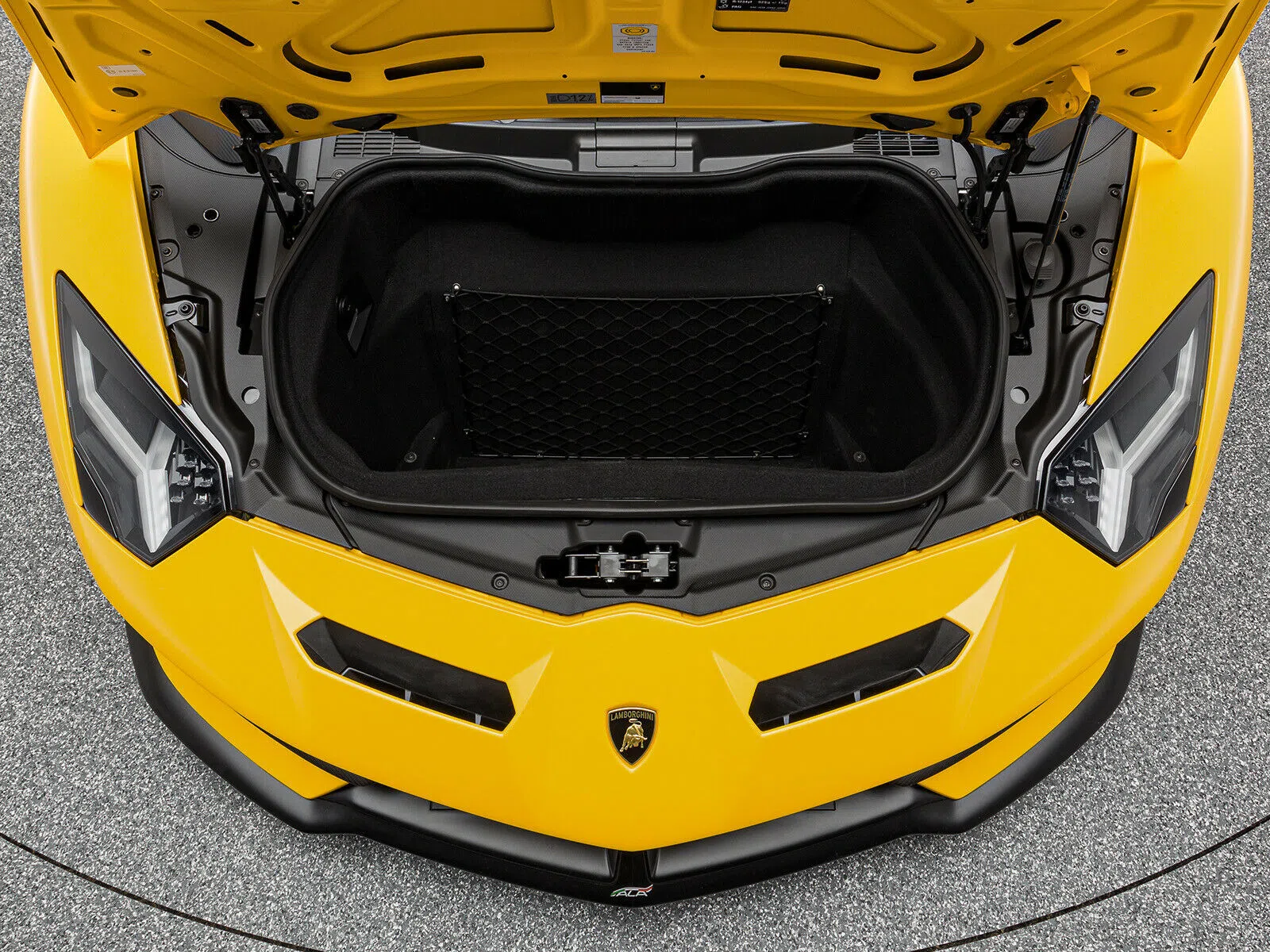 2019 Lamborghini Aventador SVJ Coupe LP770-4 trunk