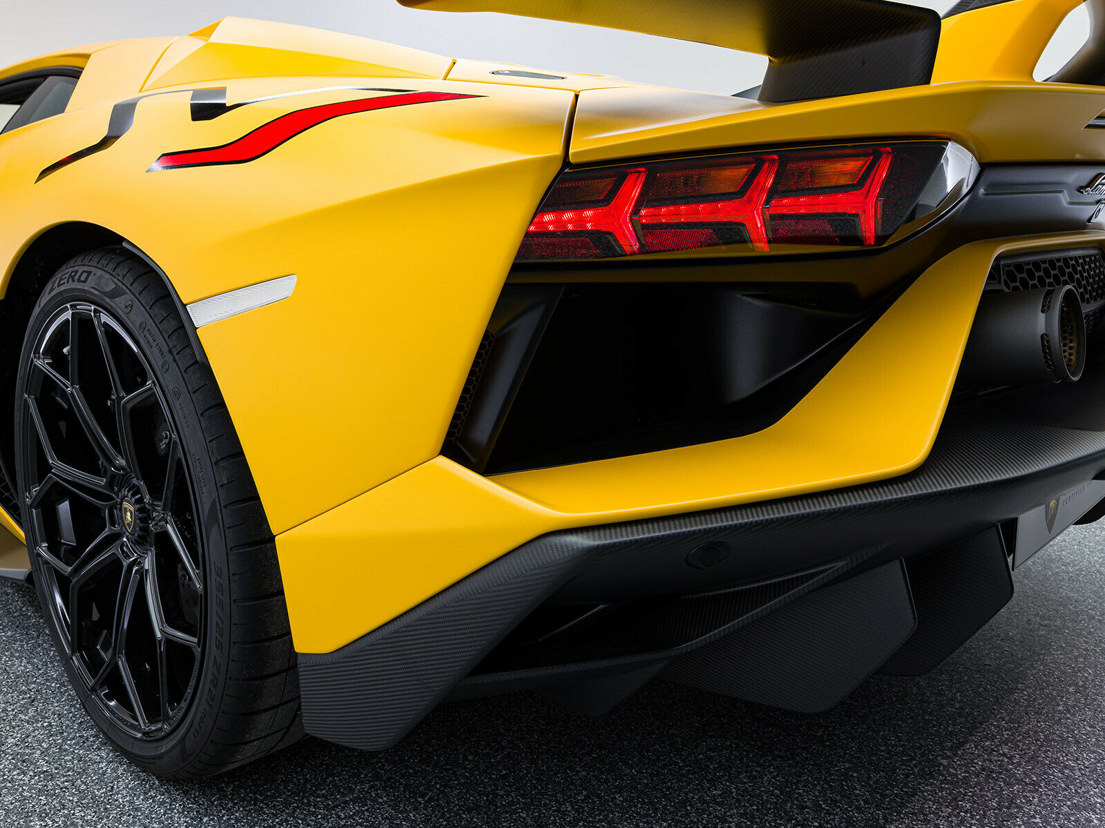 2019 Lamborghini Aventador SVJ Coupe LP770-4, 15/17