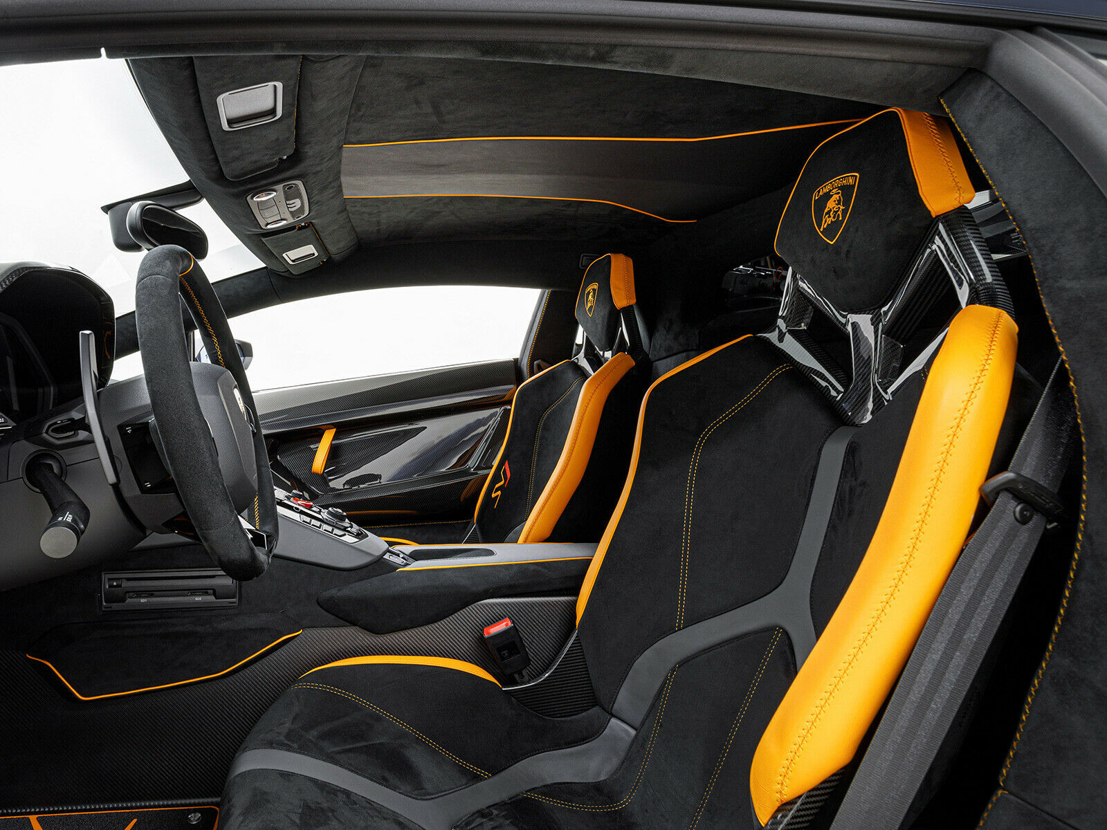2019 Lamborghini Aventador SVJ Coupe LP770-4, 3/16