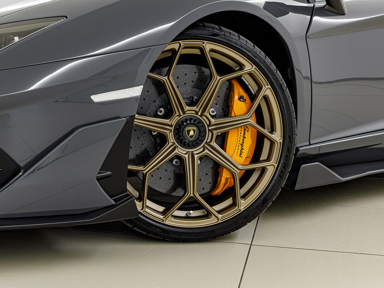2019 Lamborghini Aventador SVJ Coupe LP770-4, 13/16