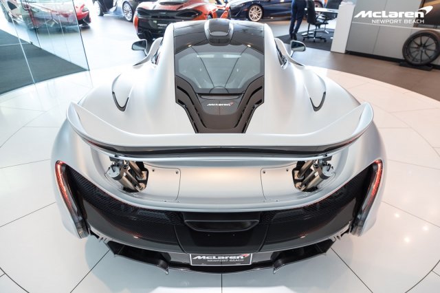2015 McLaren P1, 8/11
