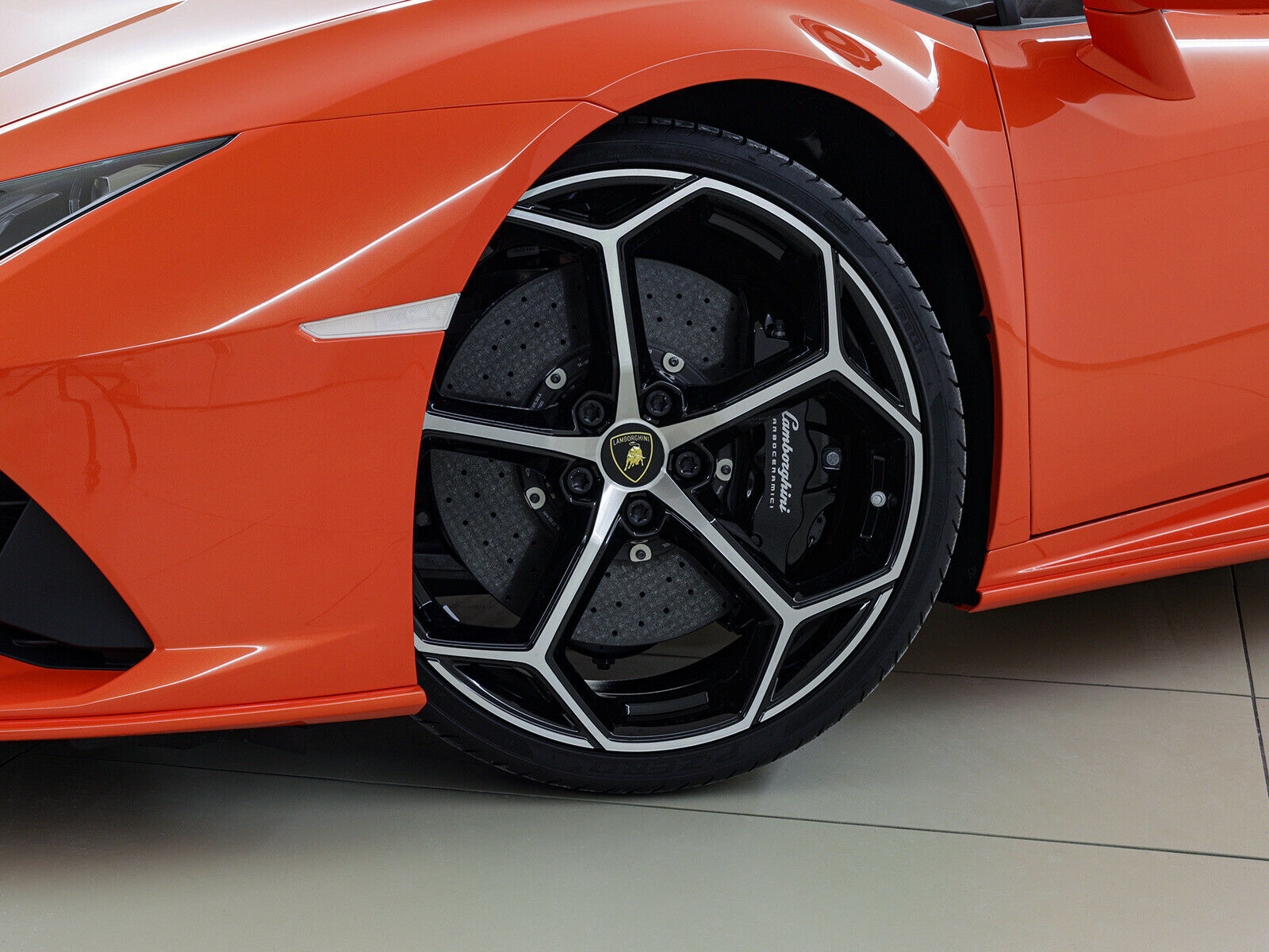 2020 Lamborghini Huracan EVO Spyder, 14/16