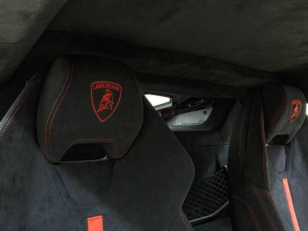 2018 Lamborghini Huracan Performante Coupe LP640-4, 9/14