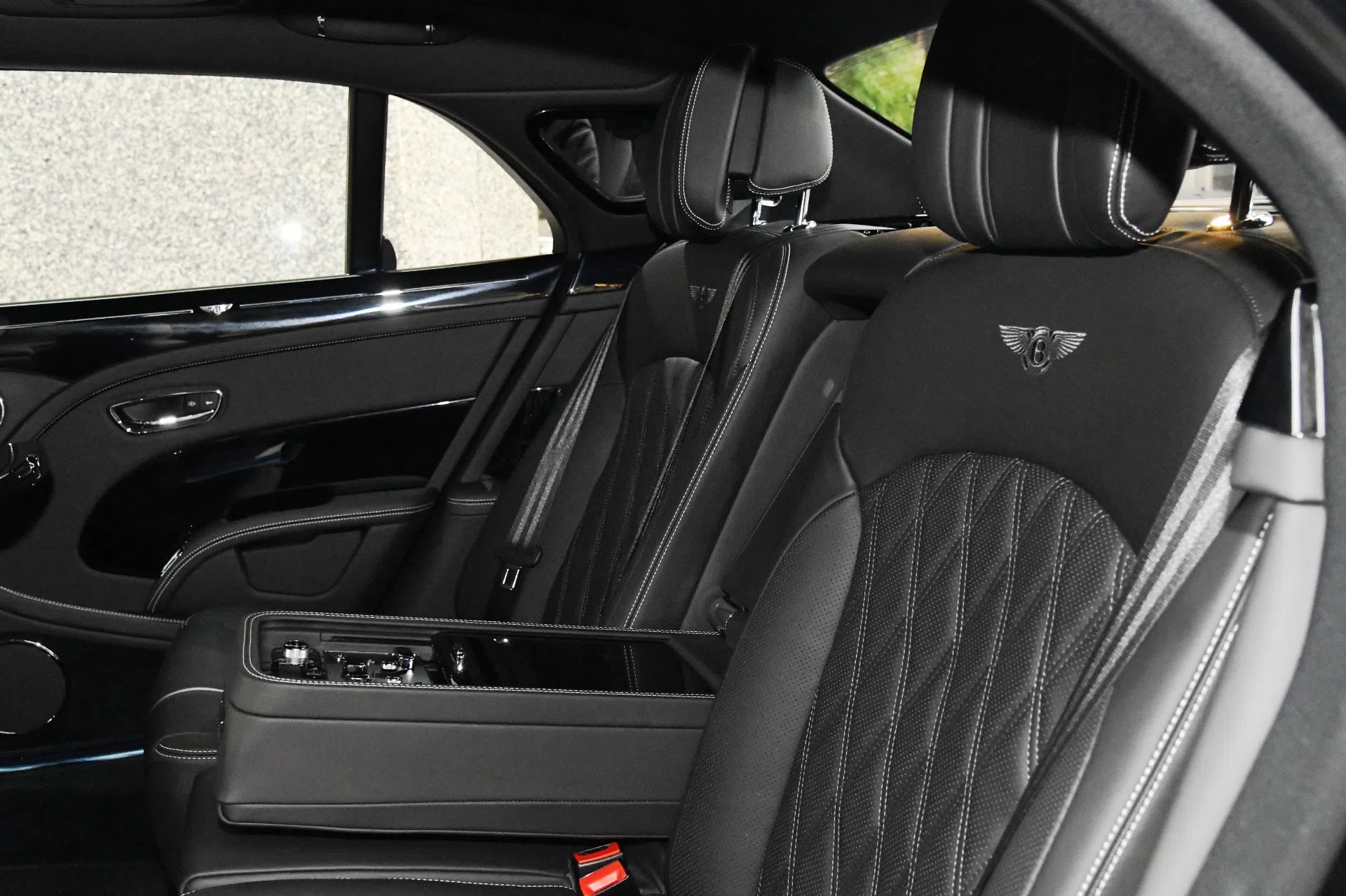2019 Bentley Mulsanne Speed interior, seats, Beluga