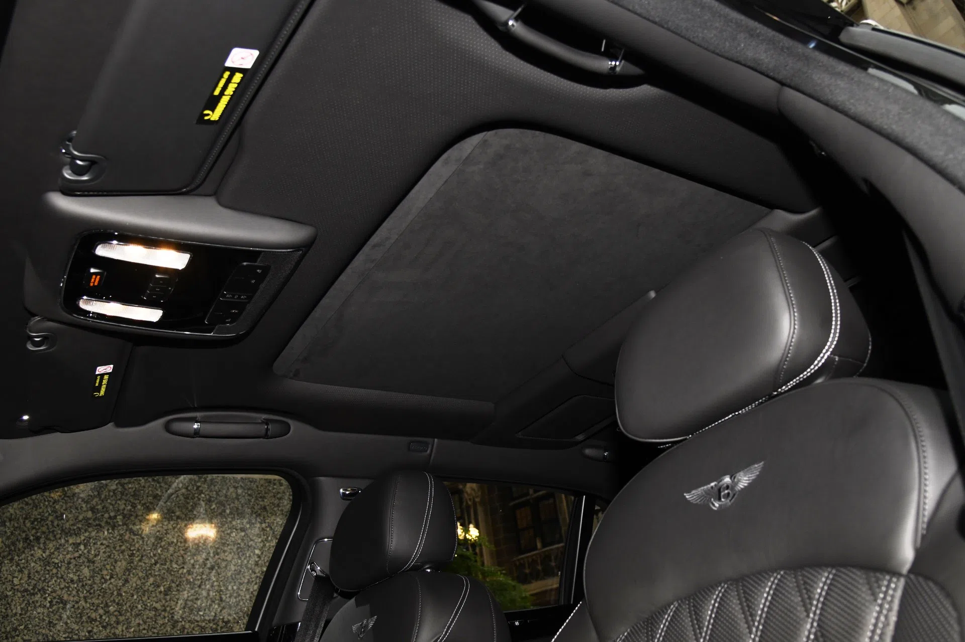 2019 Bentley Mulsanne Speed interior, door panel, Beluga