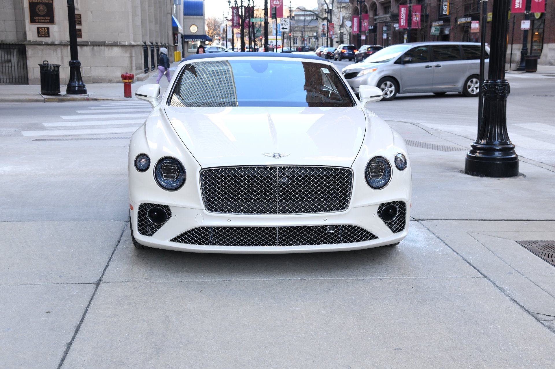 2020 Bentley Continental GTC, 17/20