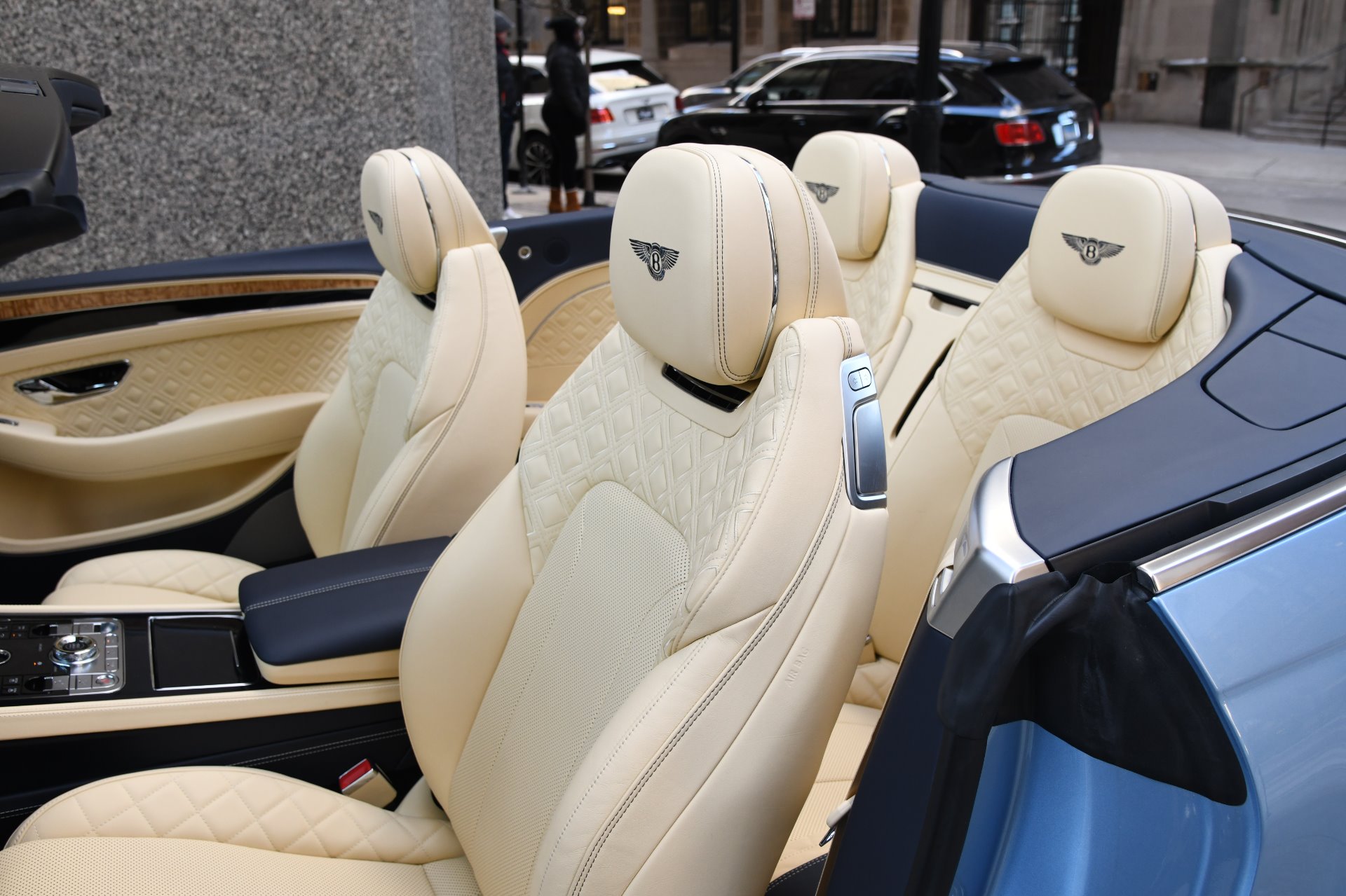 2020 Bentley Continental GTC, 11/20
