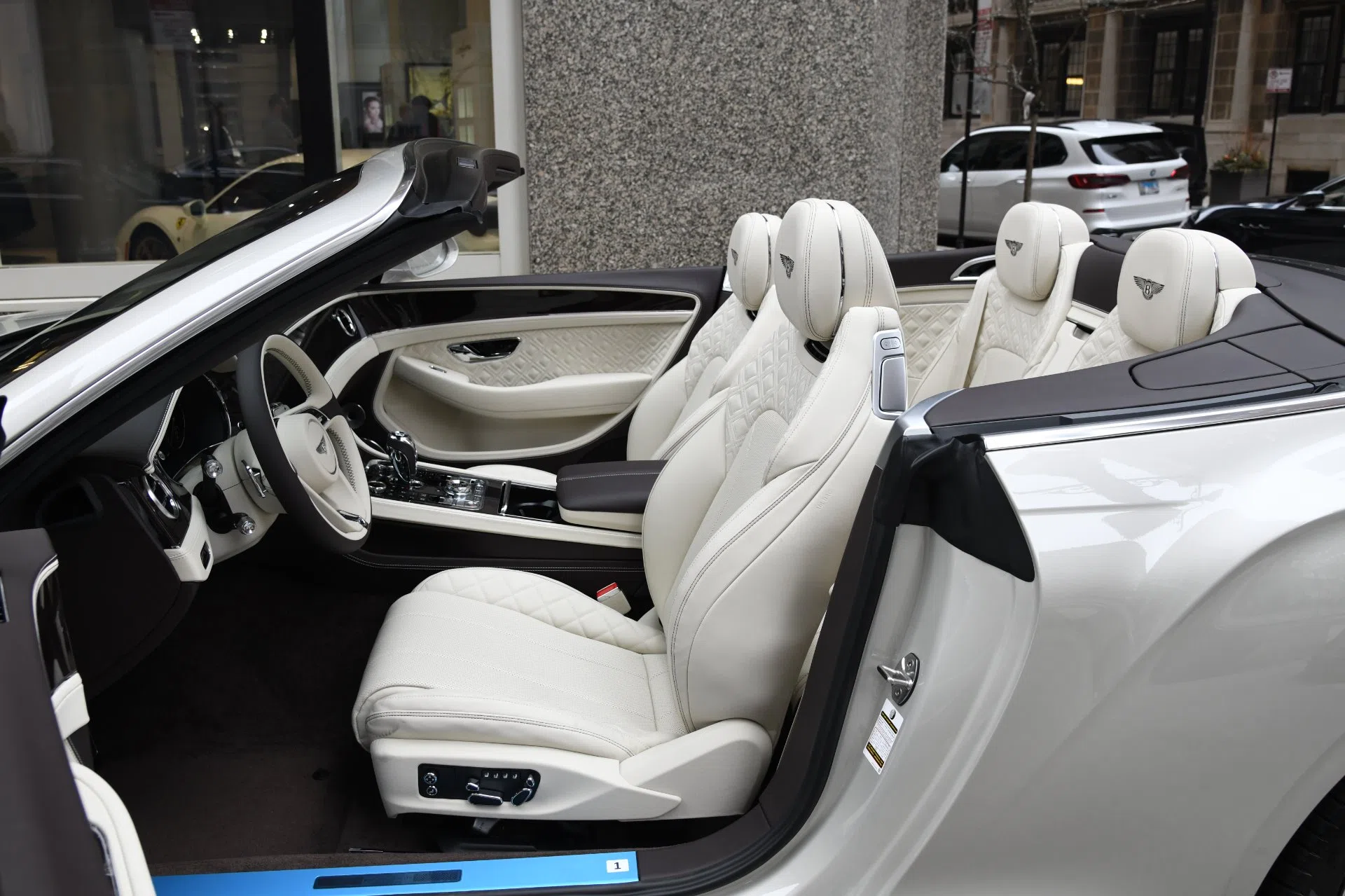 2020 Bentley Continental GTC interior, seats, LINEN