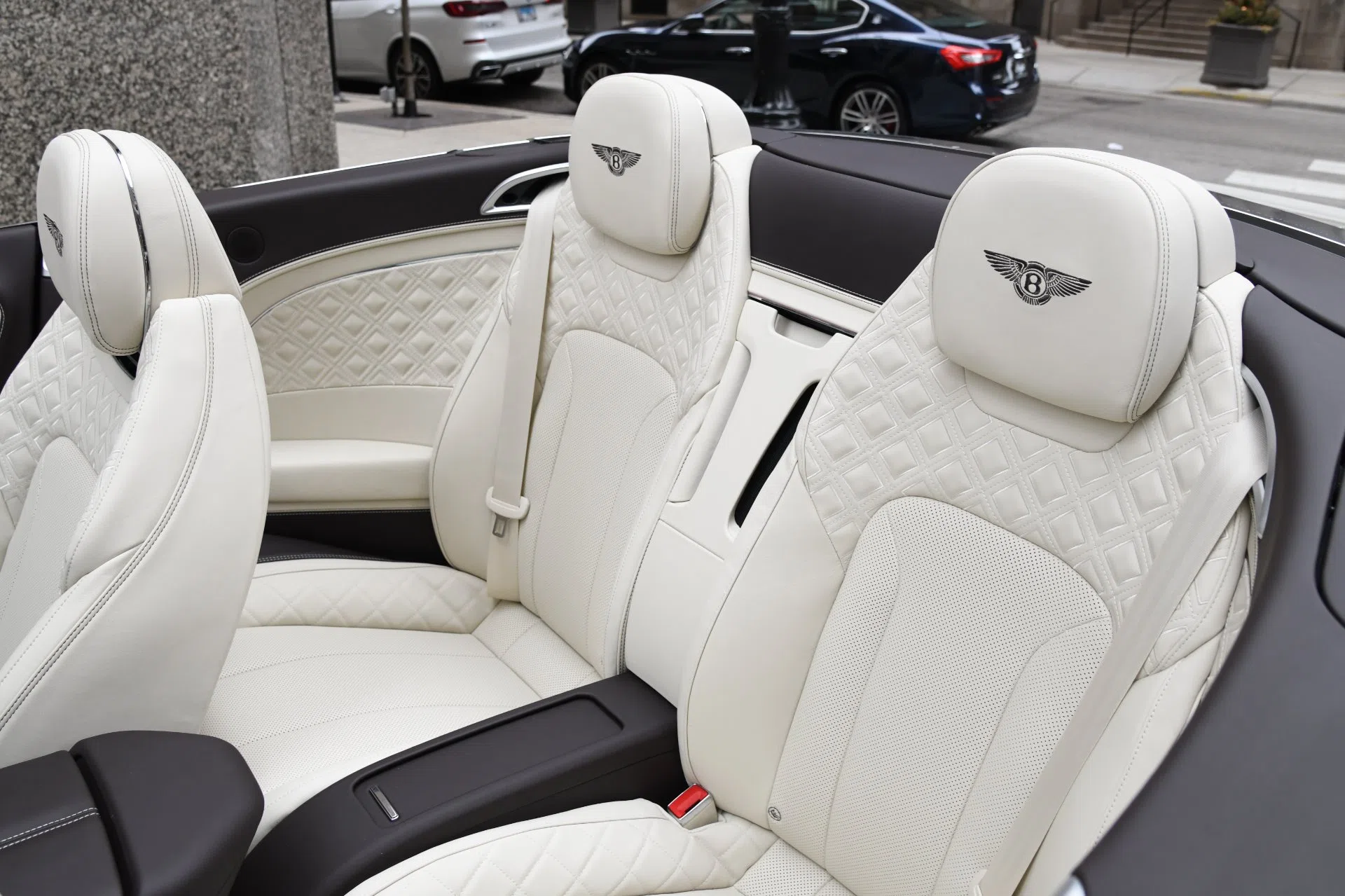 2020 Bentley Continental GTC interior, seats, LINEN