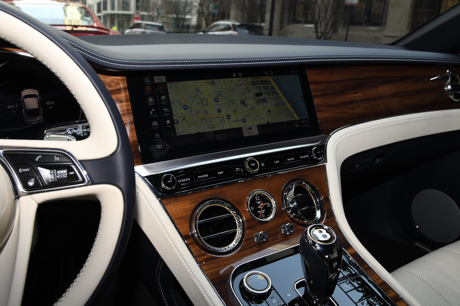 2020 Bentley Continental GT V8, 13/17