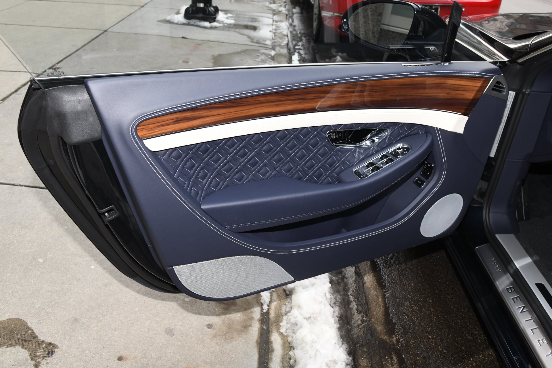 2020 Bentley Continental GT V8, 16/17