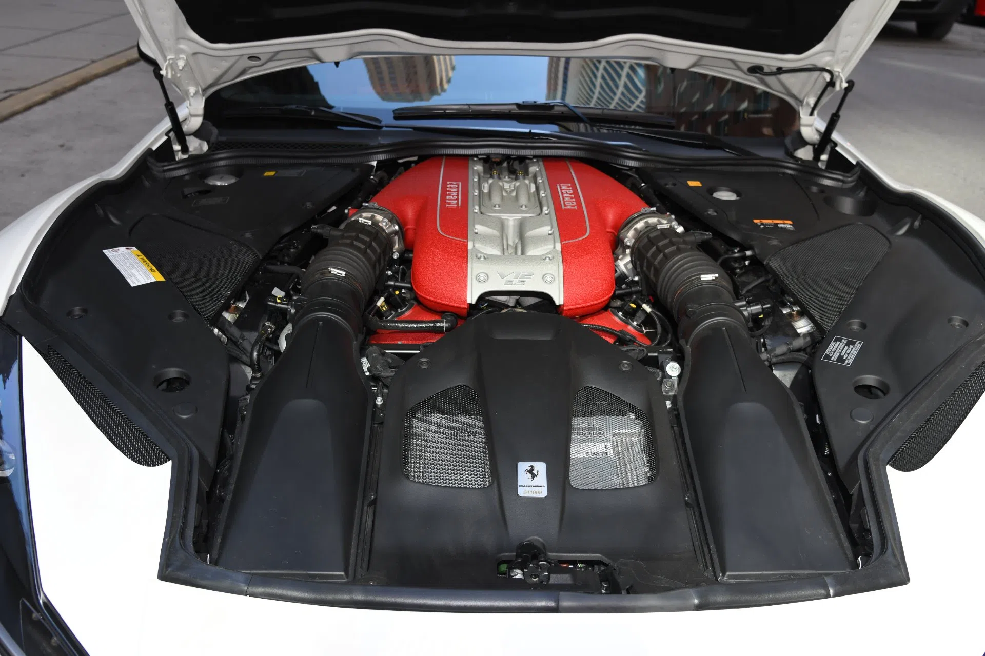 2019 Ferrari 812 Superfast engine