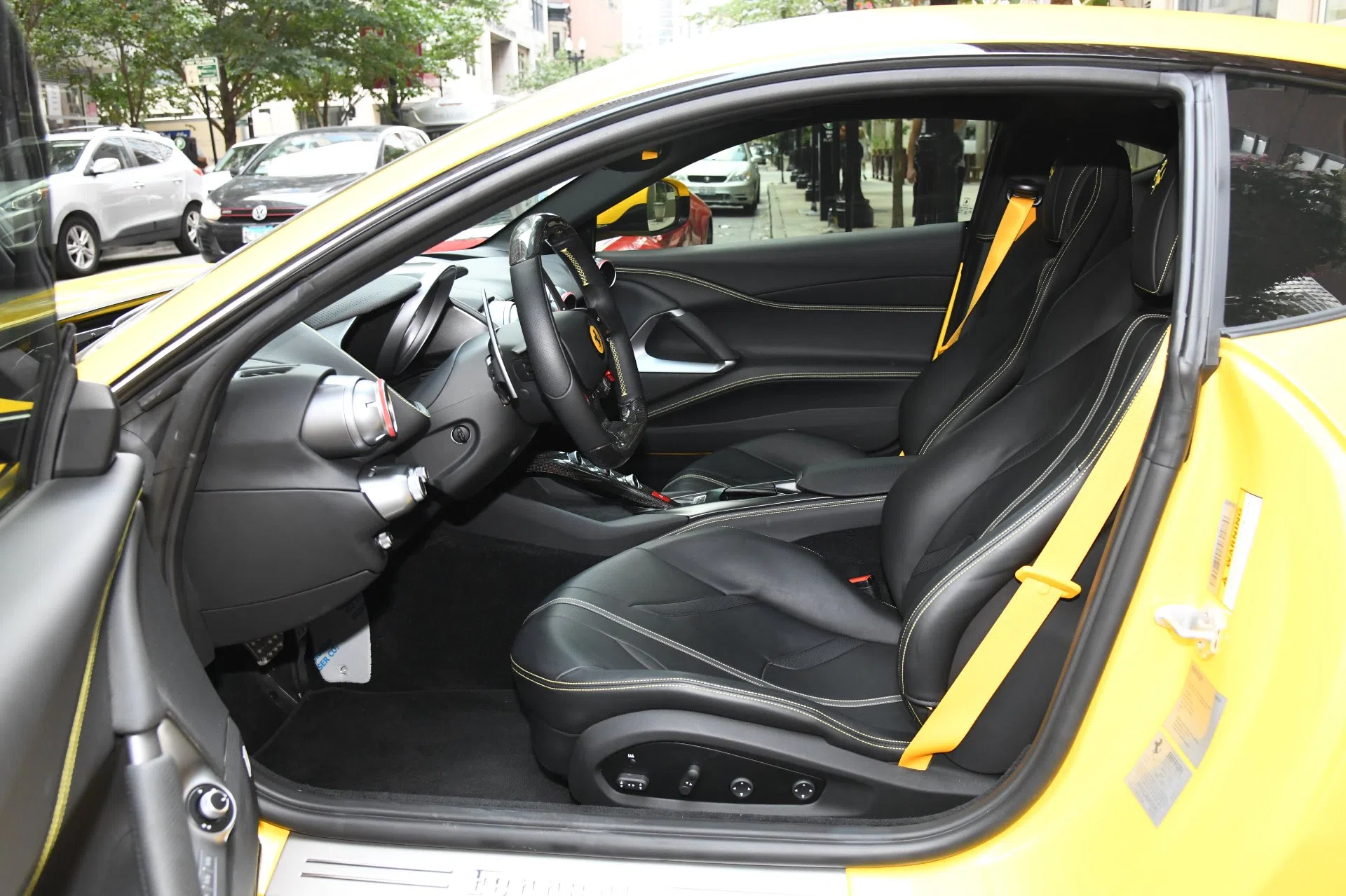 2018 Ferrari 812 Superfast interior, Nero