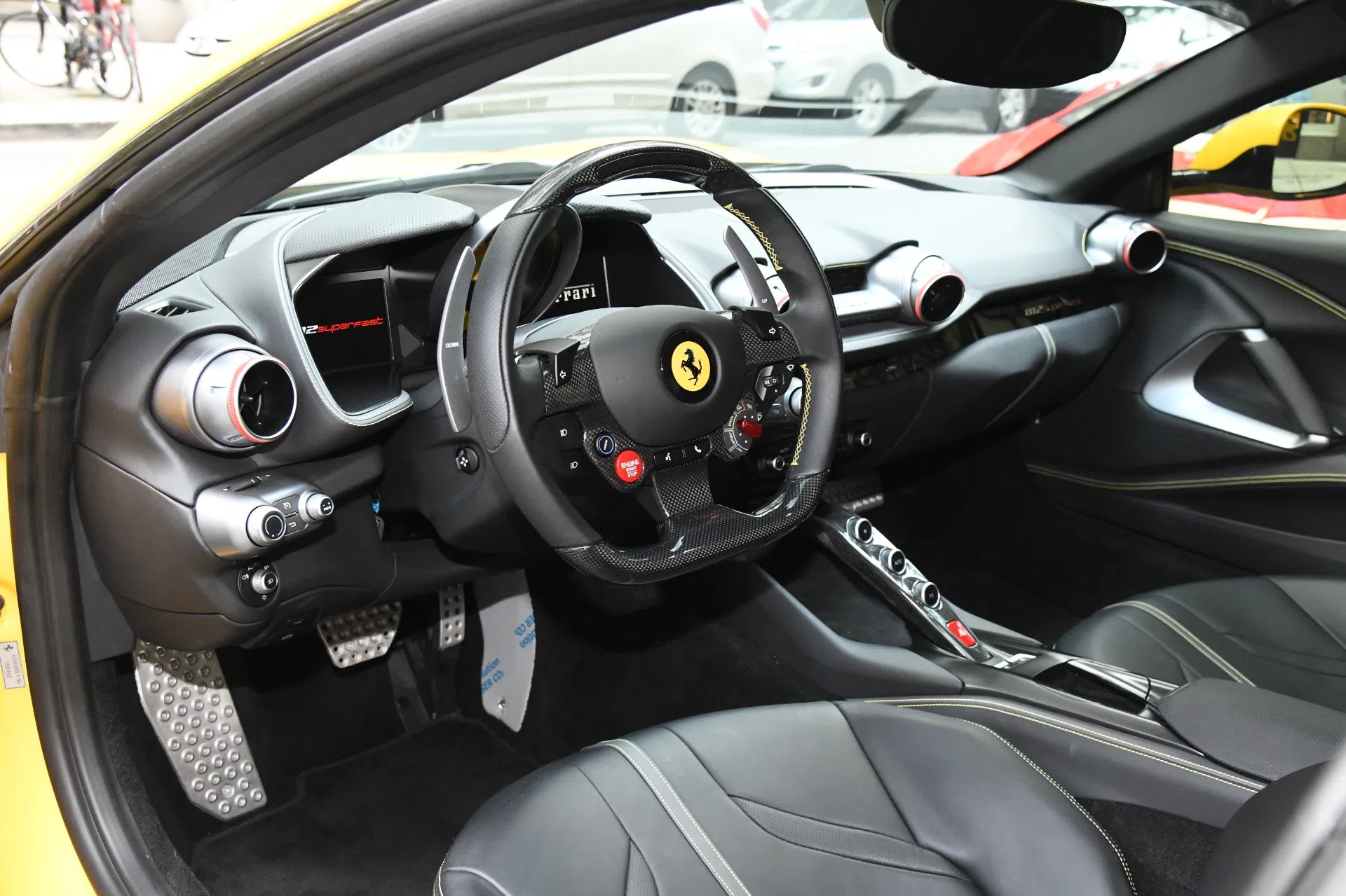 2018 Ferrari 812 Superfast interior, dashboard, Nero