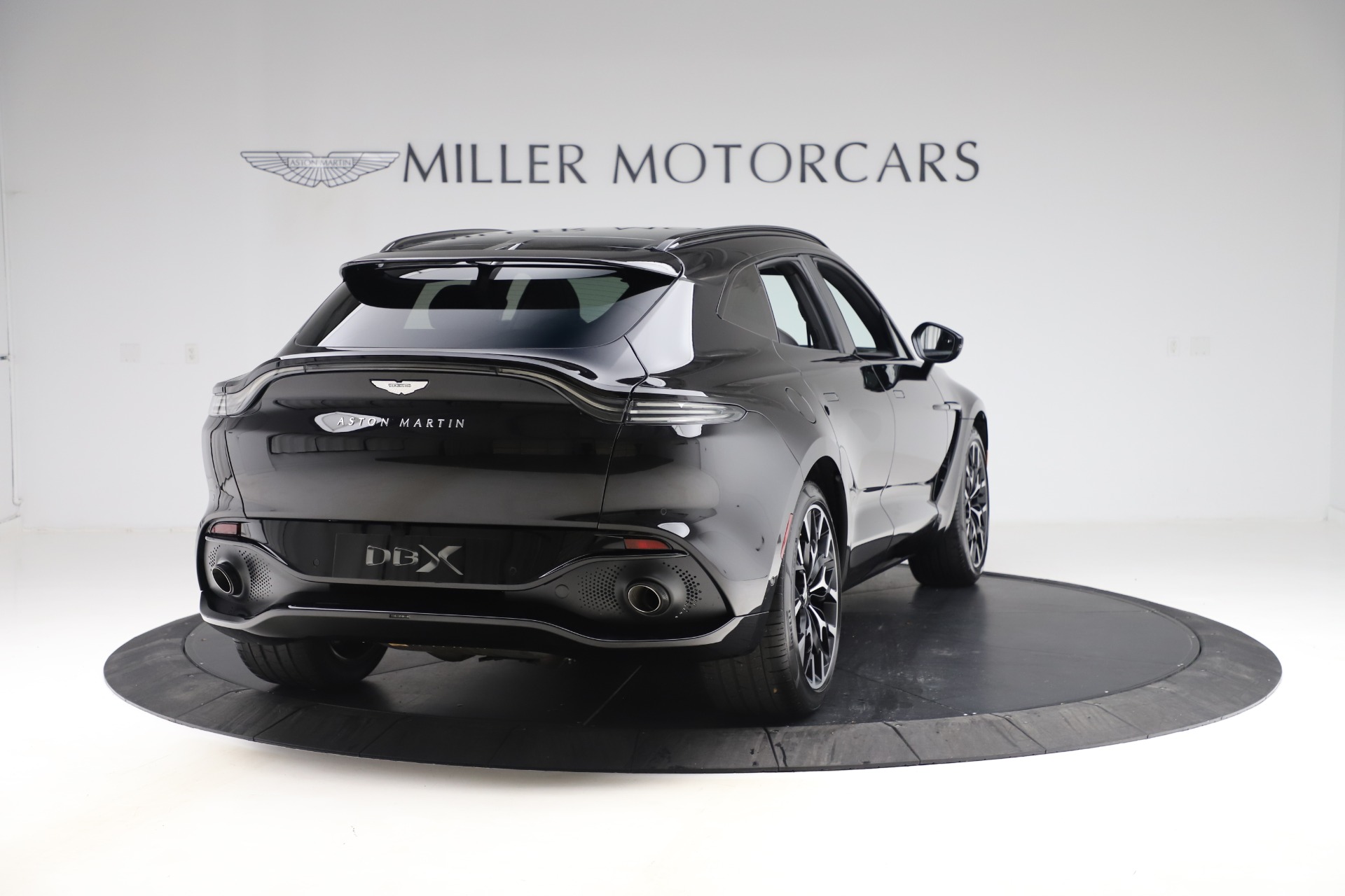 2020 Aston Martin DBX SUV, 4/20