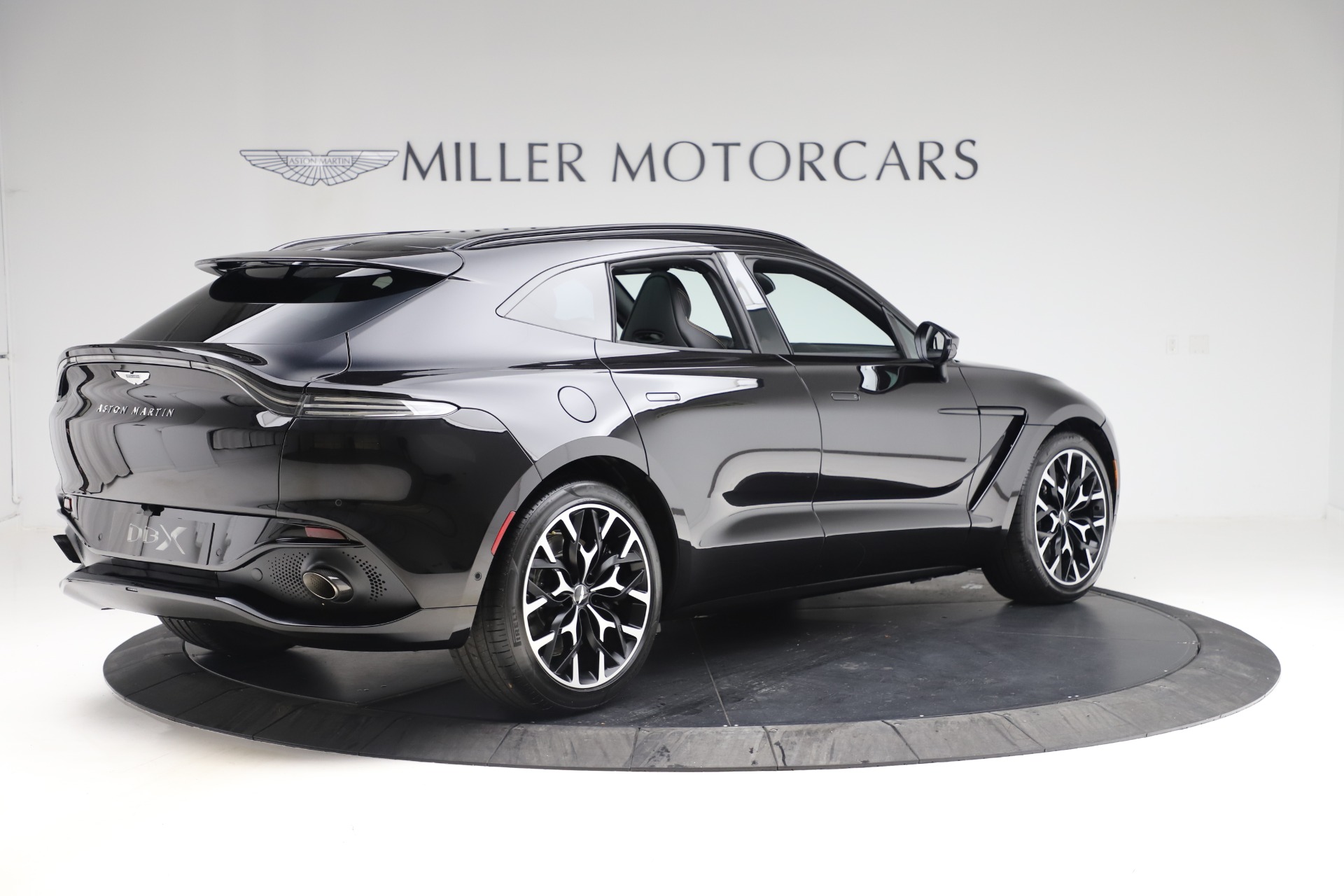2020 Aston Martin DBX SUV, 9/20
