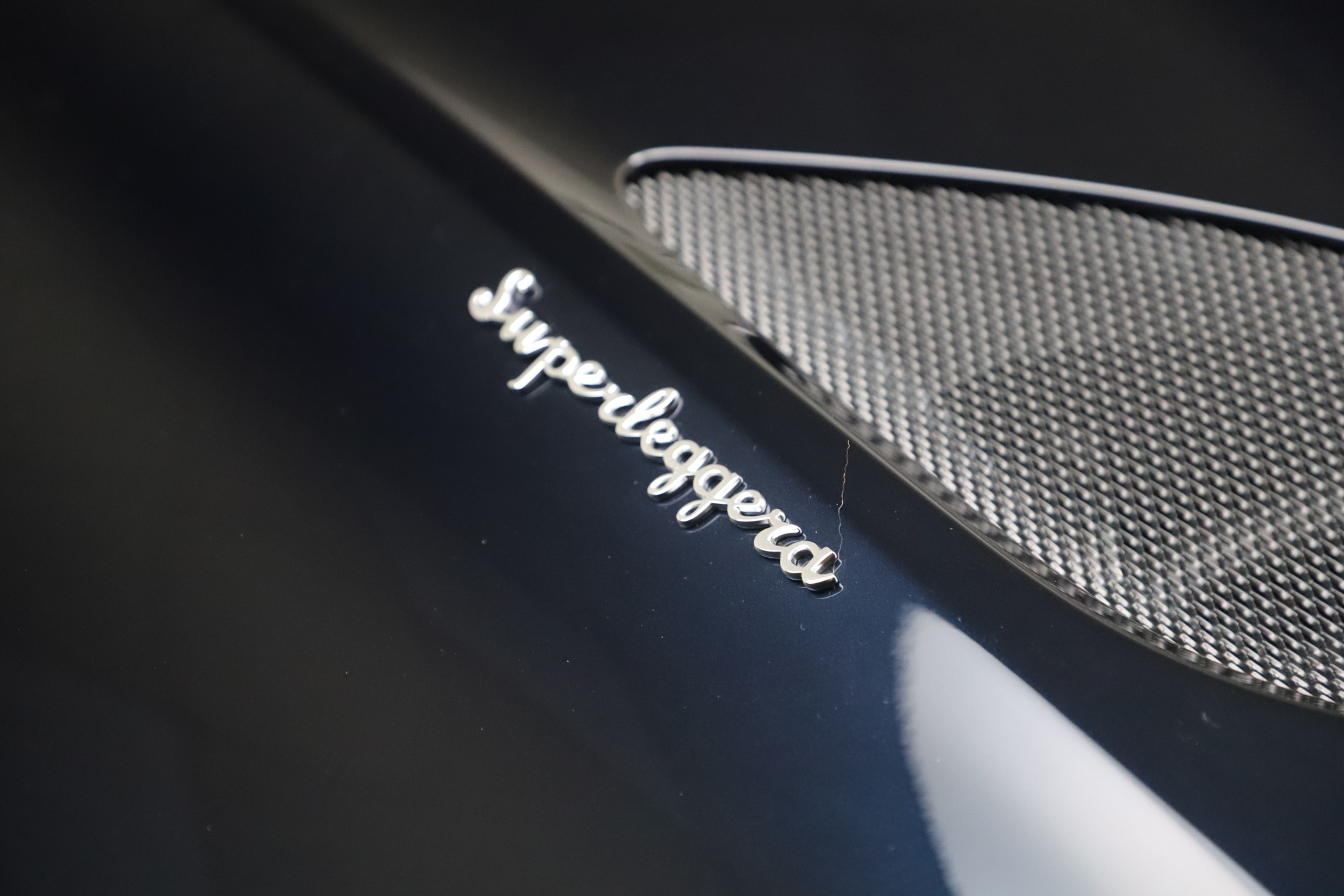 2020 Aston Martin DBS Superleggera Coupe, 19/20