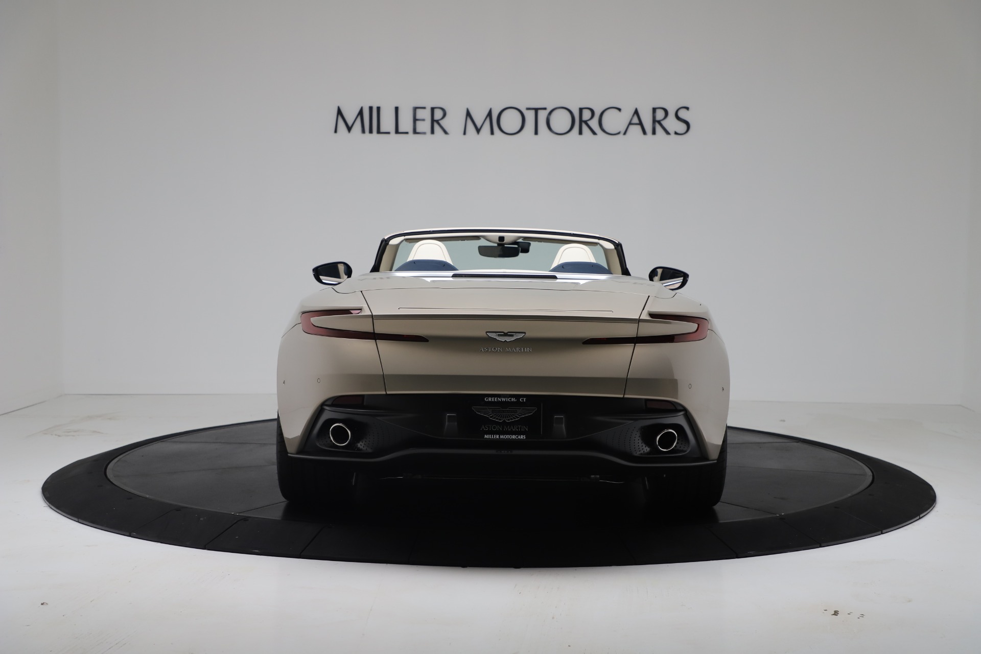 2020 Aston Martin DB11 Volante Convertible, 10/20