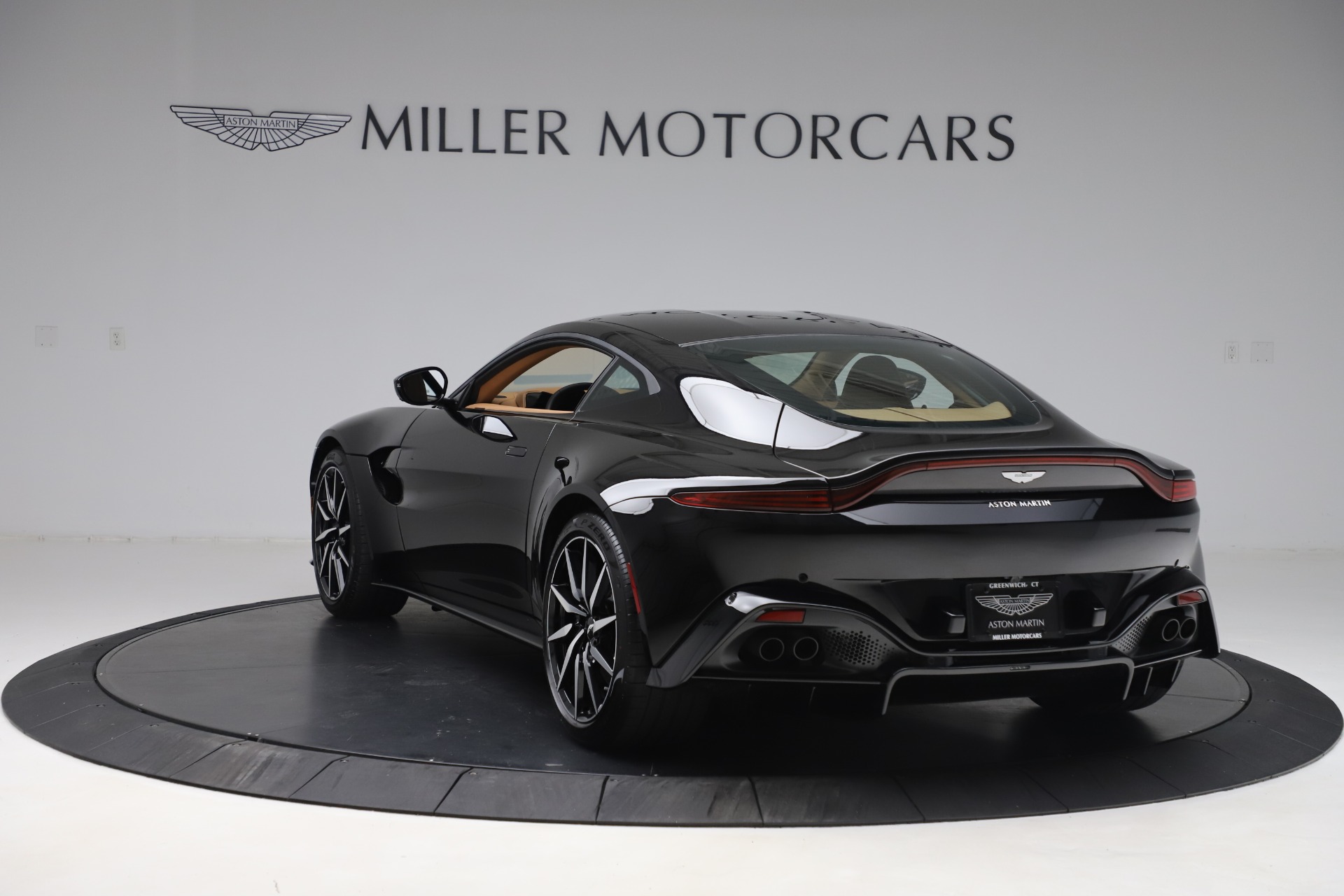 2020 ASTON MARTIN VANTAGE, 8/20