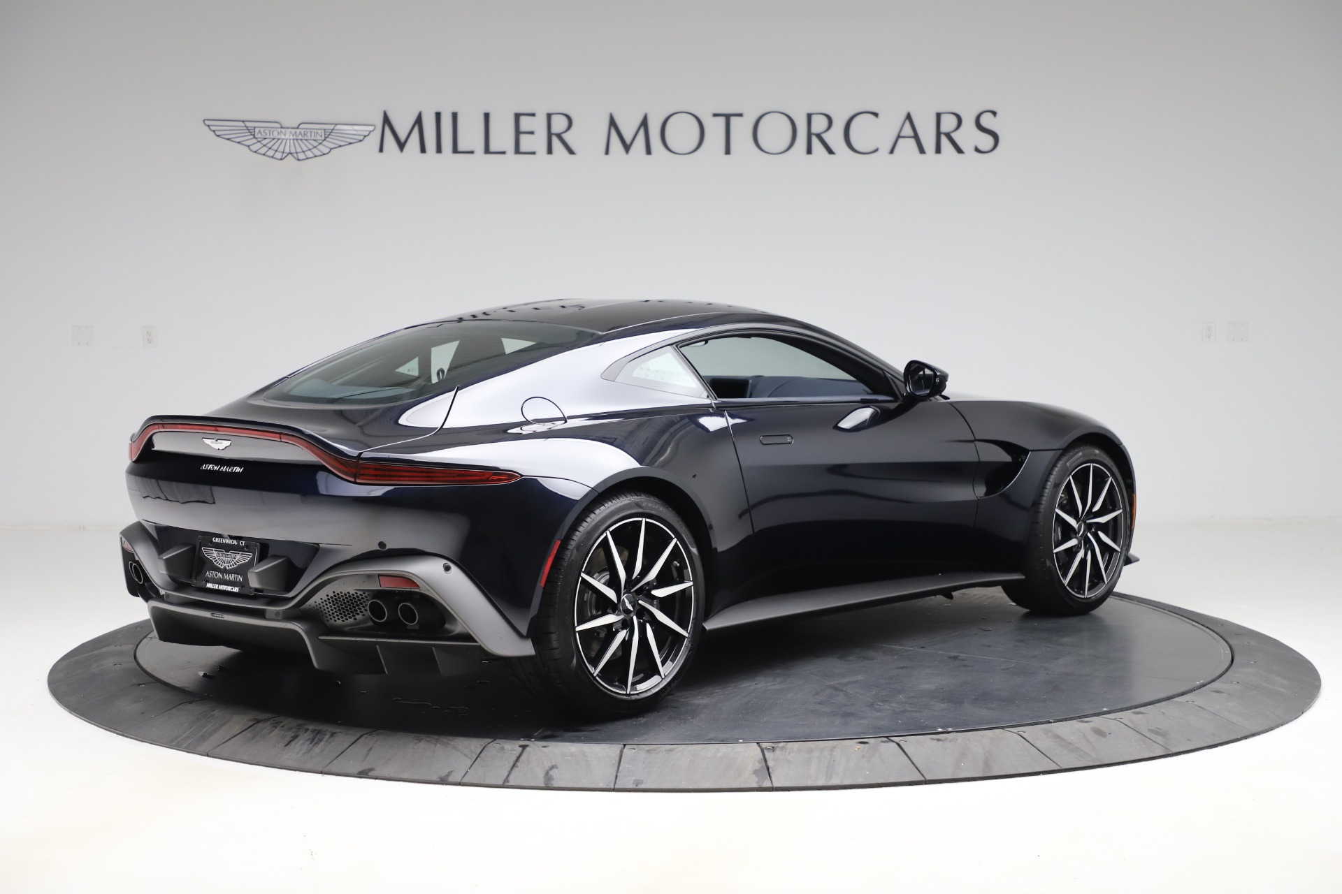 2020 Aston Martin Vantage Coupe, 8/17