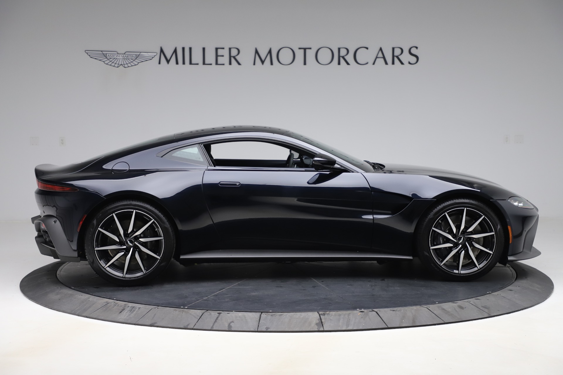 2020 Aston Martin Vantage Coupe, 9/17