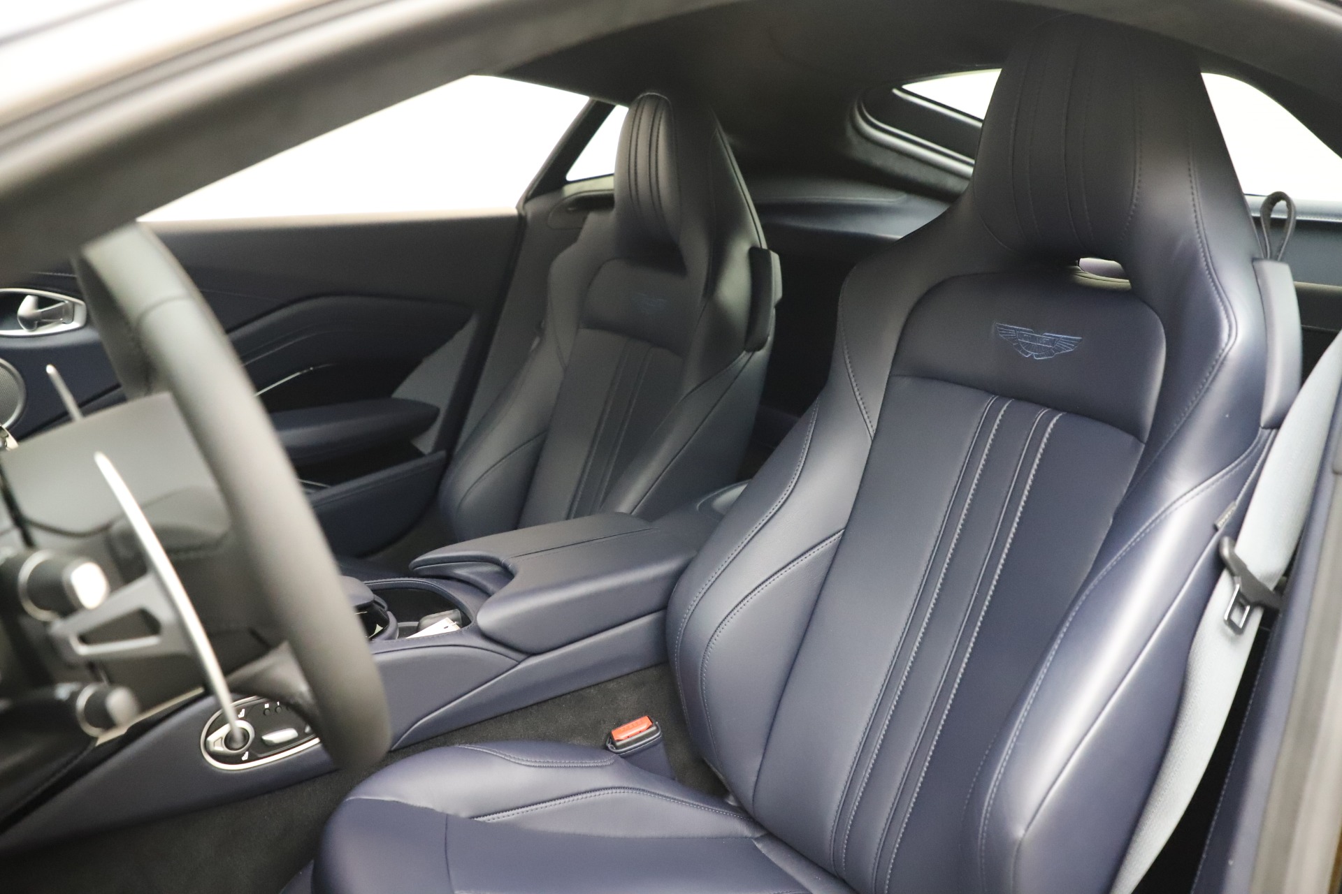 2020 Aston Martin Vantage Coupe, 12/17
