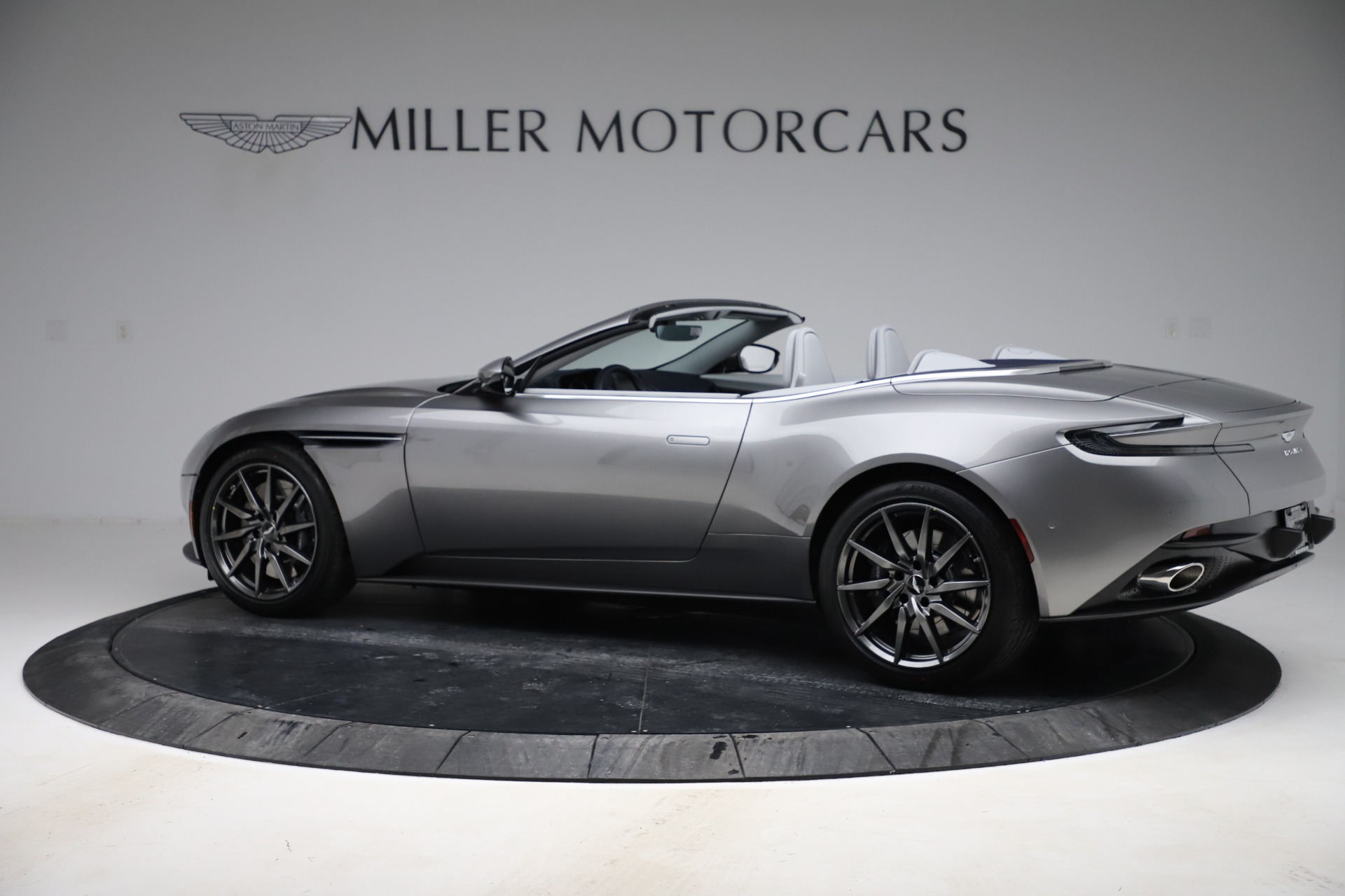 2020 Aston Martin DB11 Volante Convertible, 6/20