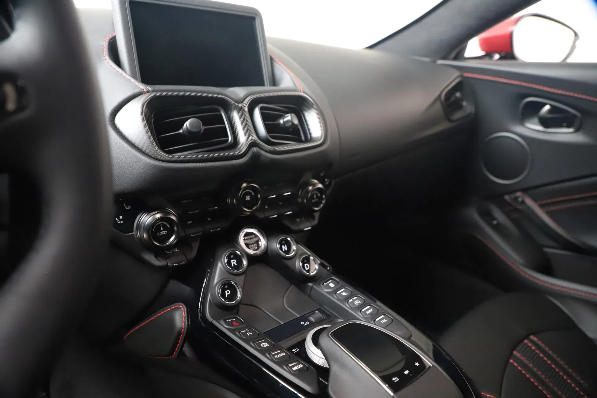 2020 Aston Martin Vantage Coupe interior, Obsidian Black