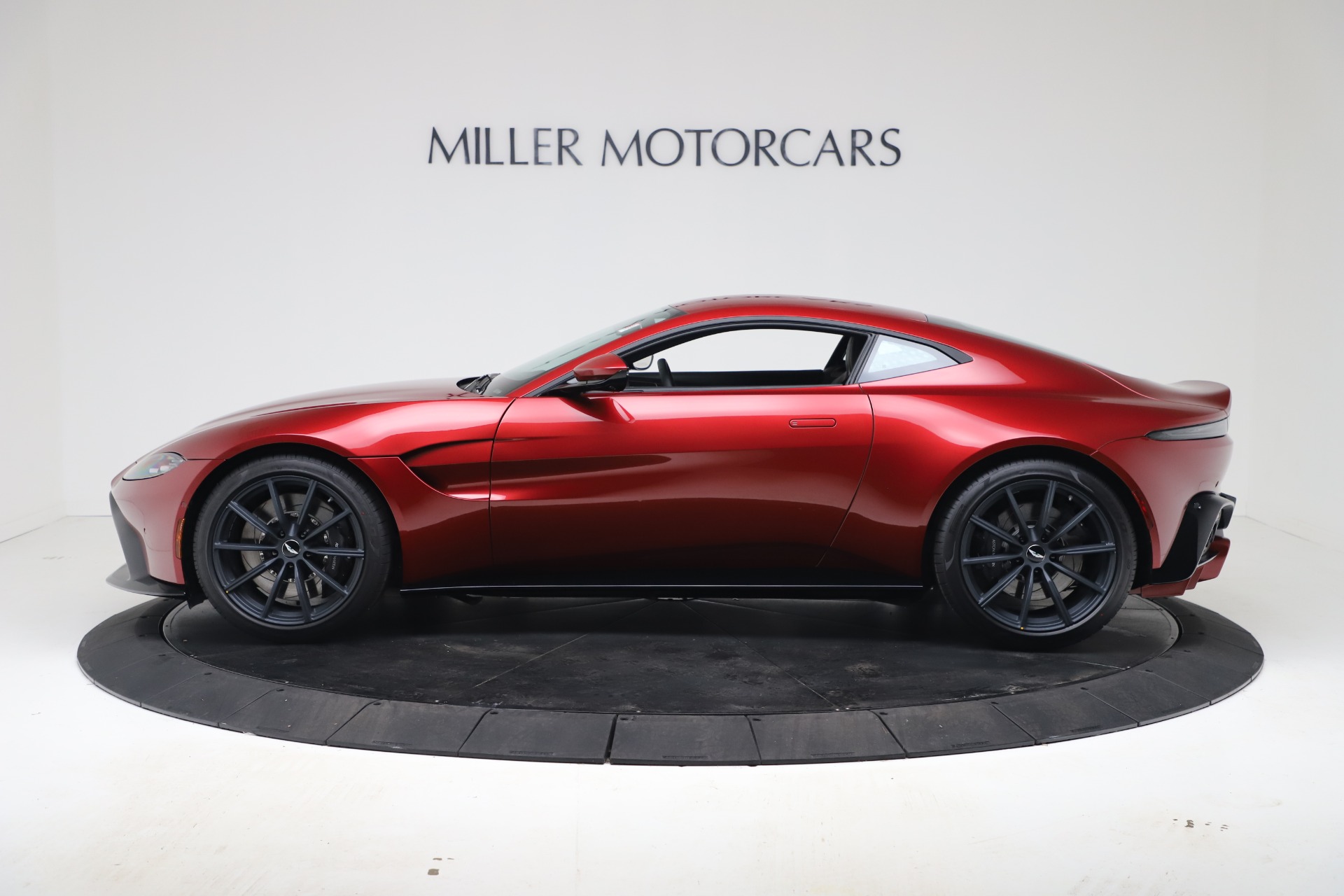 2020 Aston Martin Vantage Coupe, 8/20