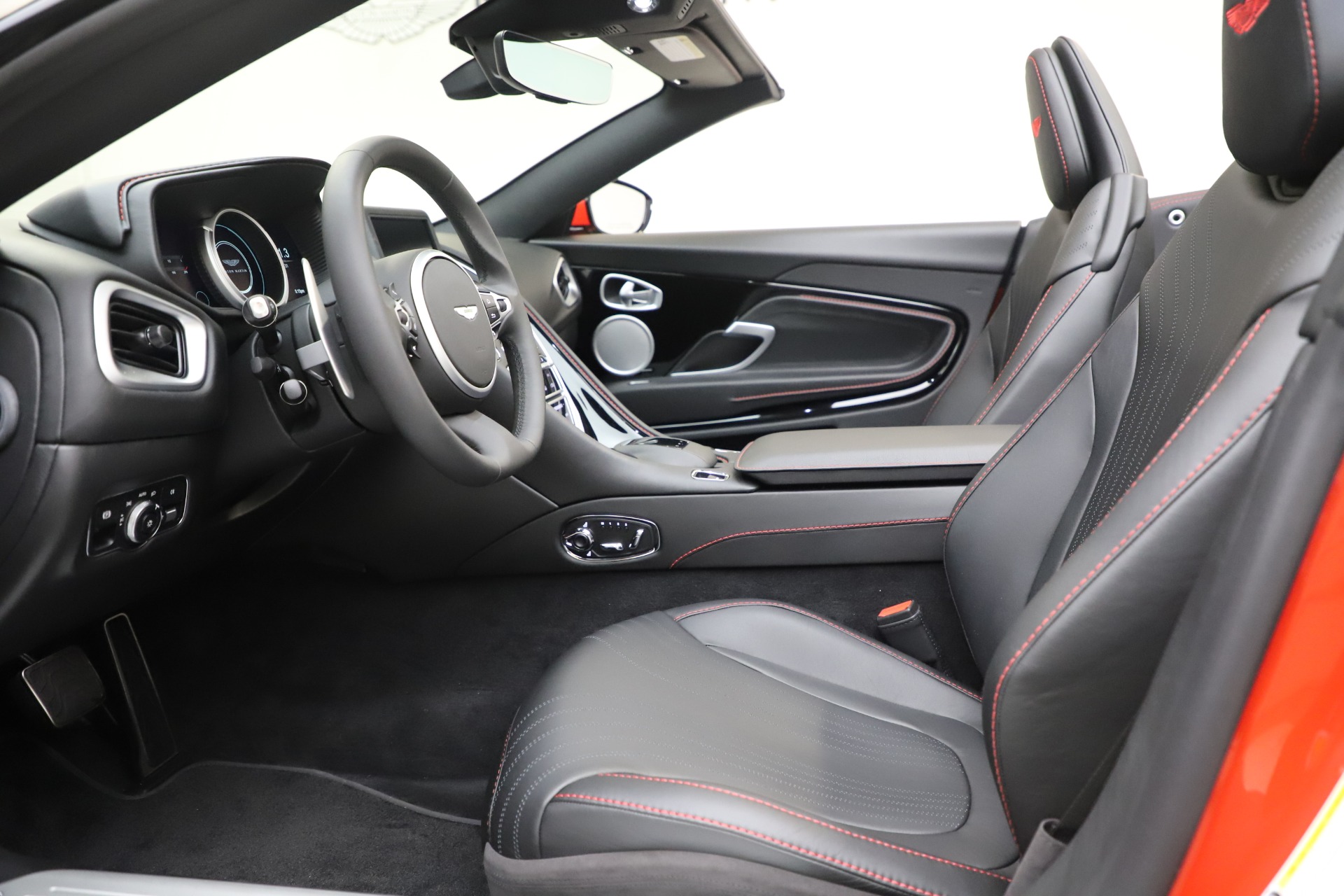2020 Aston Martin DB11 Volante Convertible, 3/20