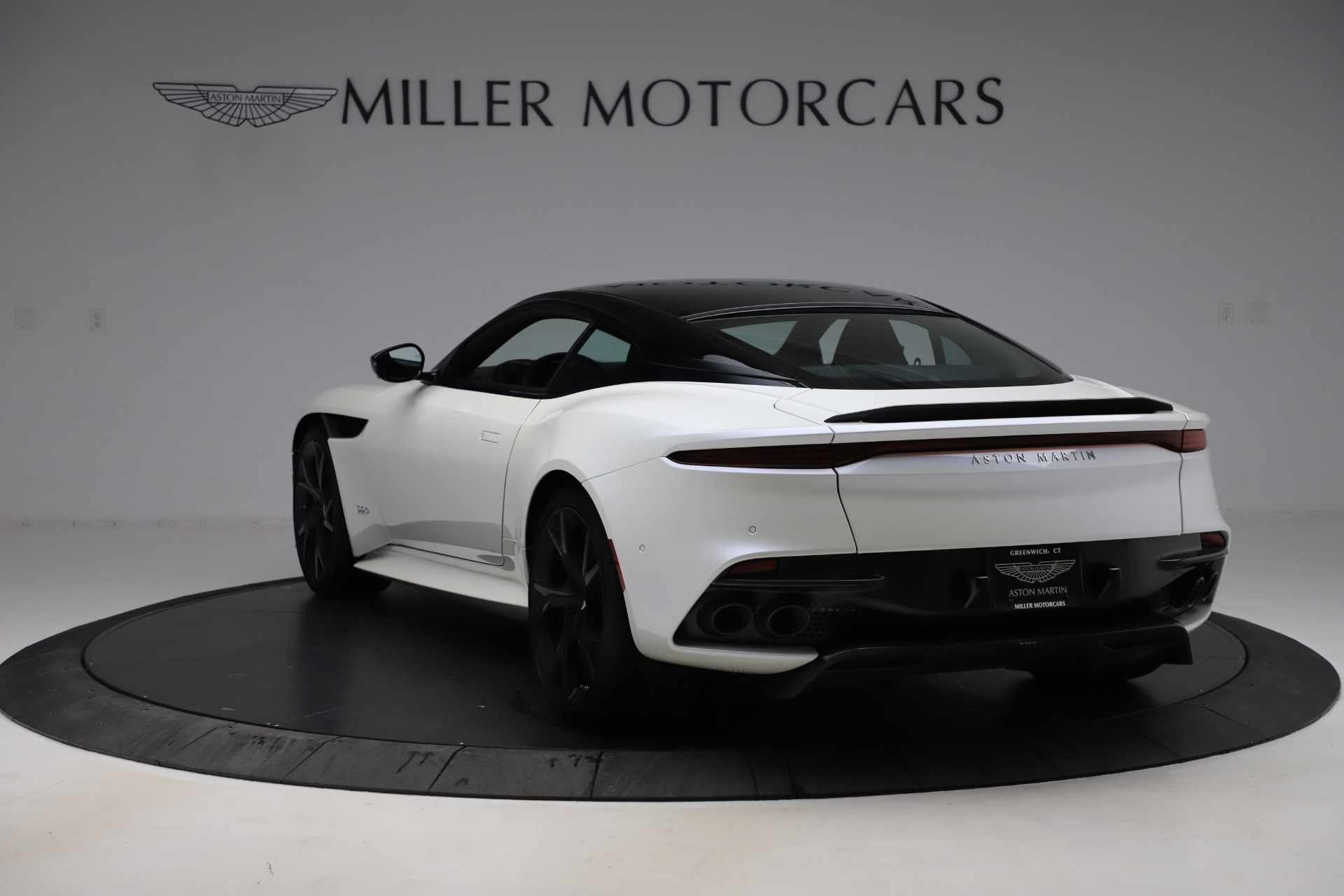2019 Aston Martin DBS Superleggera, 11/20