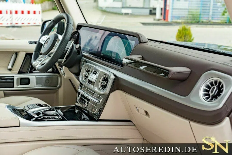 2020 BRABUS G 800 interior, dashboard, Beige | Vollleder