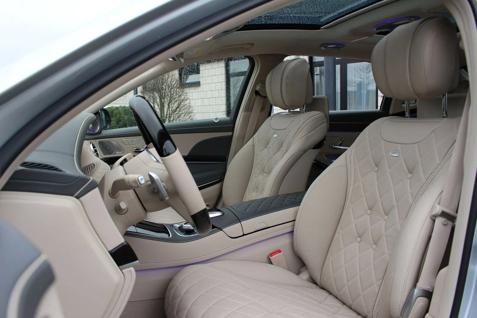 2020 Mercedes-Maybach S 650 interior, seats, Beige