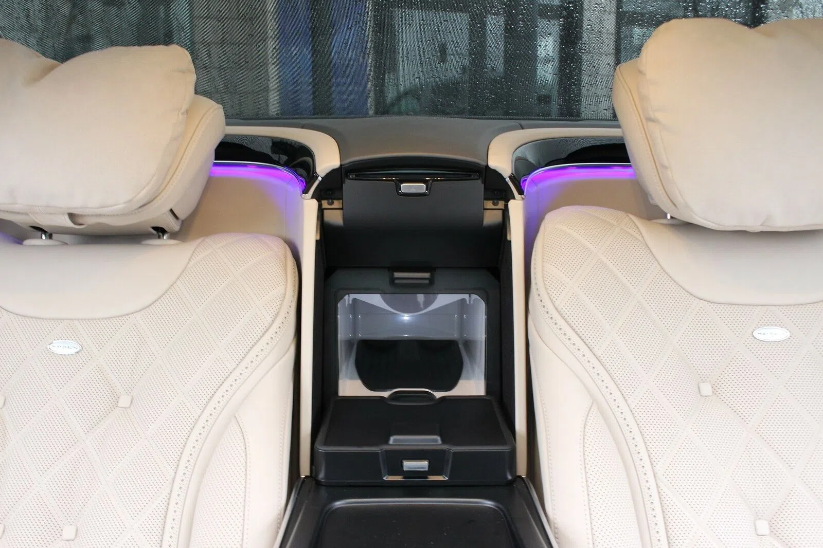 2020 Mercedes-Maybach S 650 interior, seats, Beige