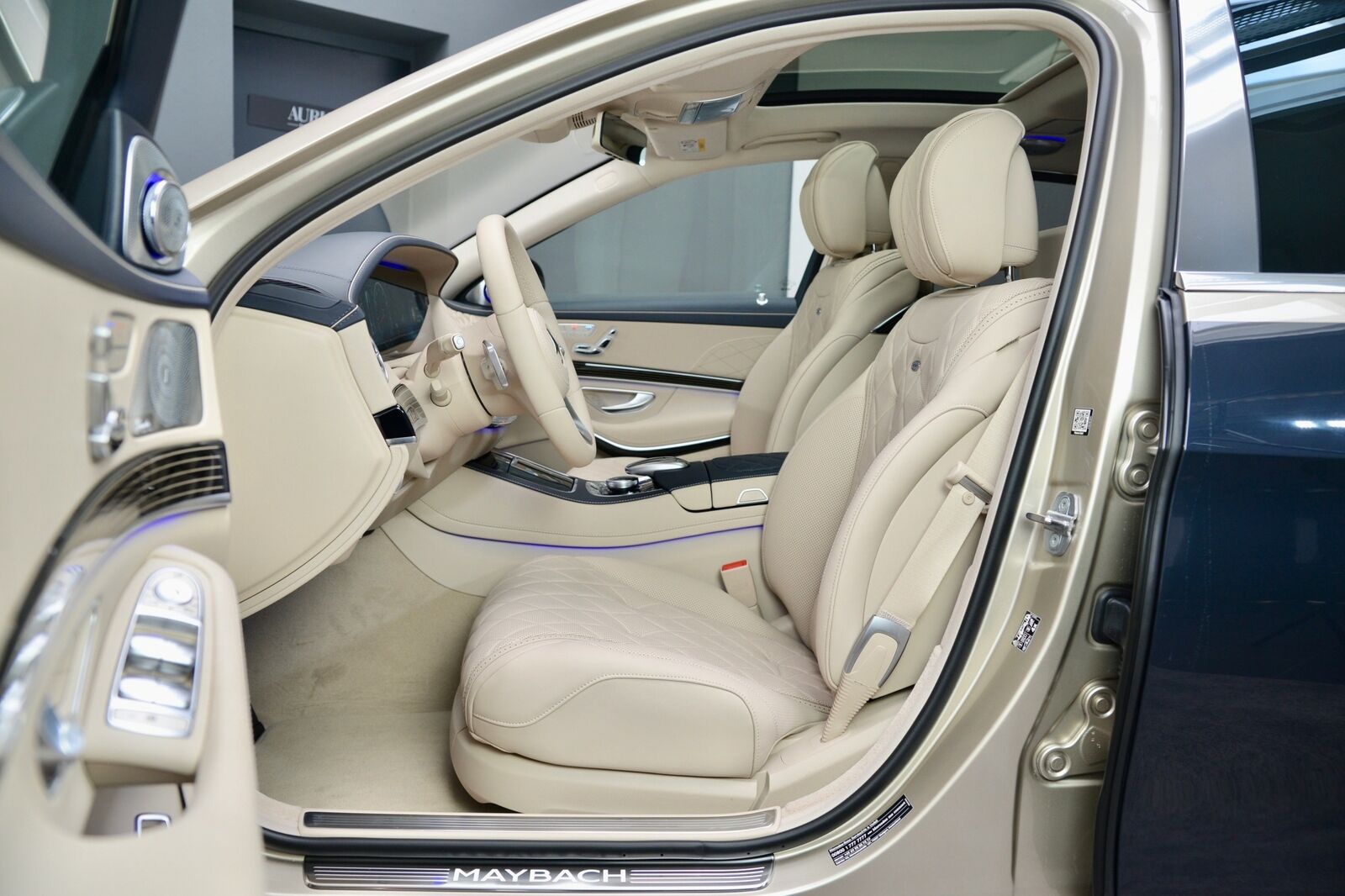 2020 Mercedes-Maybach S560, 4/20