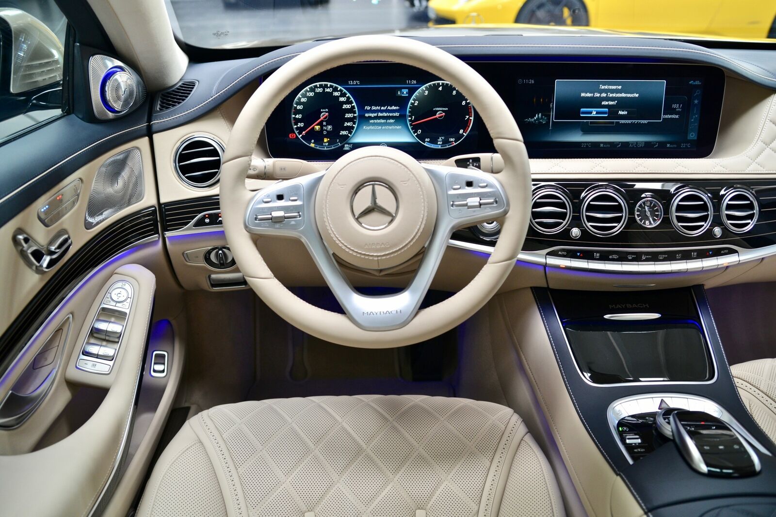 2020 Mercedes-Maybach S560, 11/20