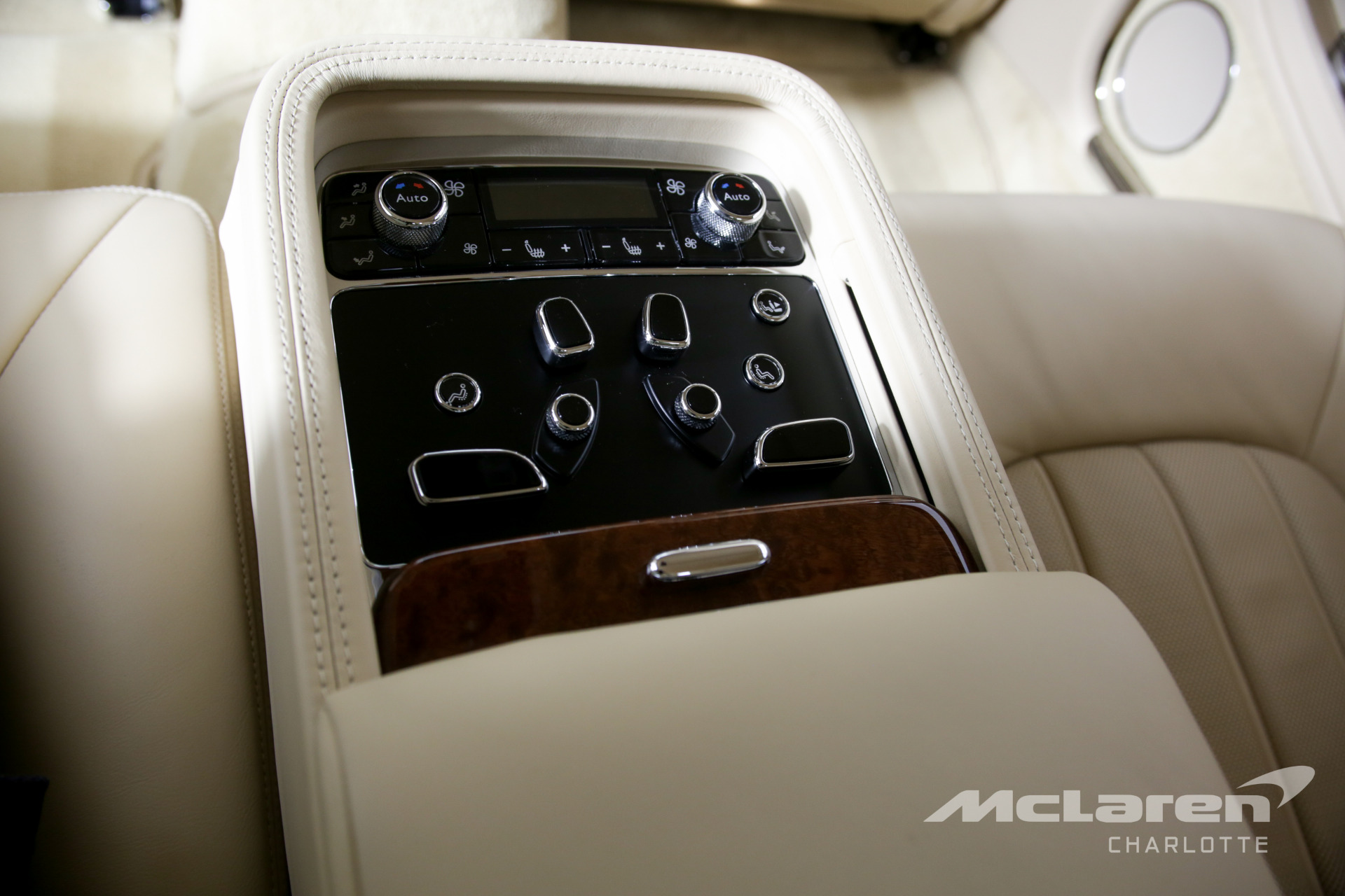 2012 BENTLEY MULSANNE, 17/20